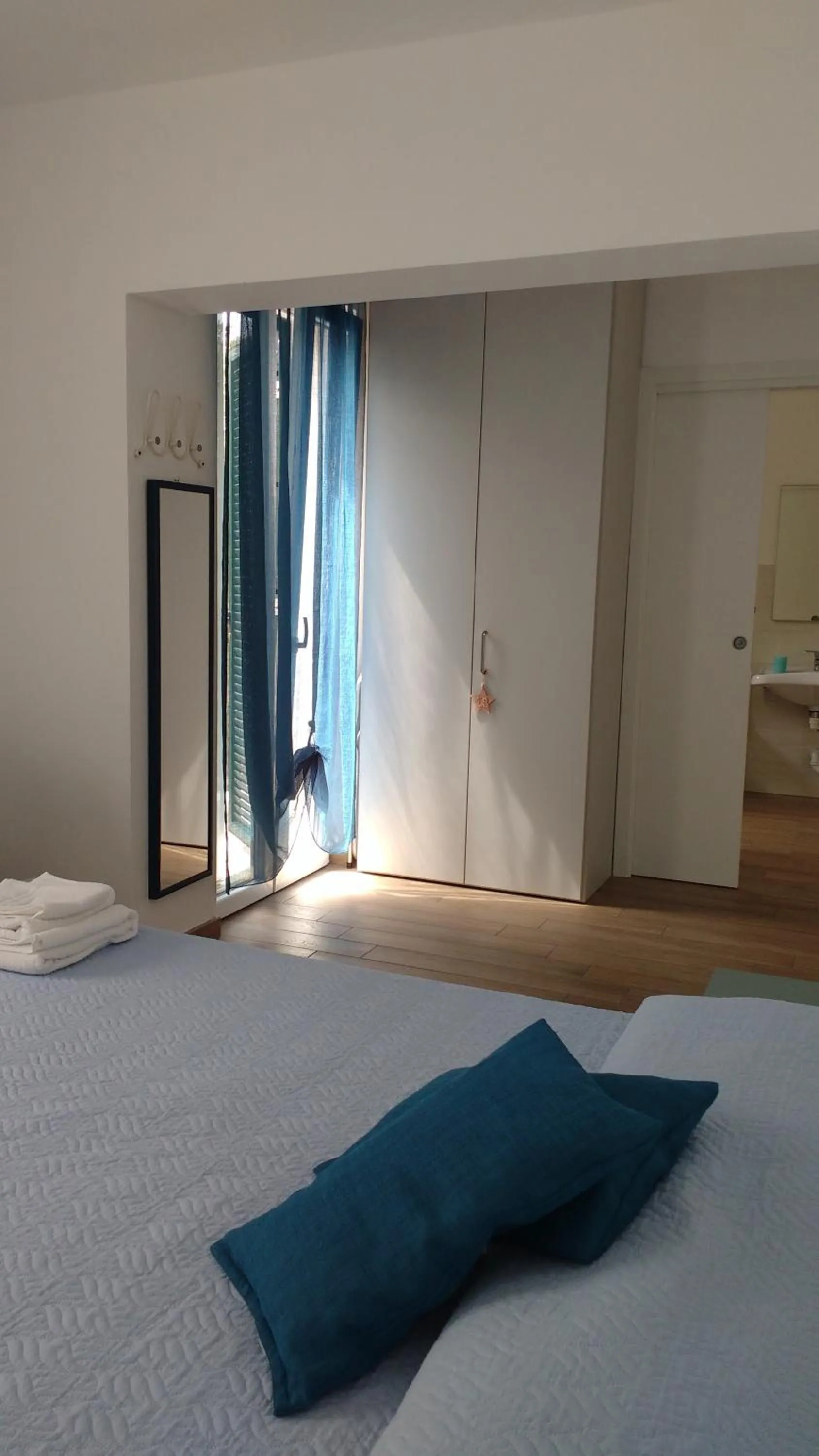 Bed in La vie est belle