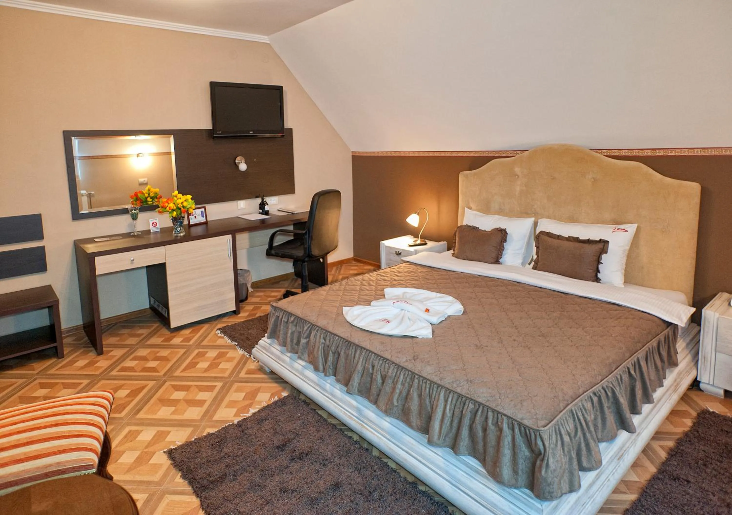 Photo of the whole room, Bed in Garni Hotel Lama