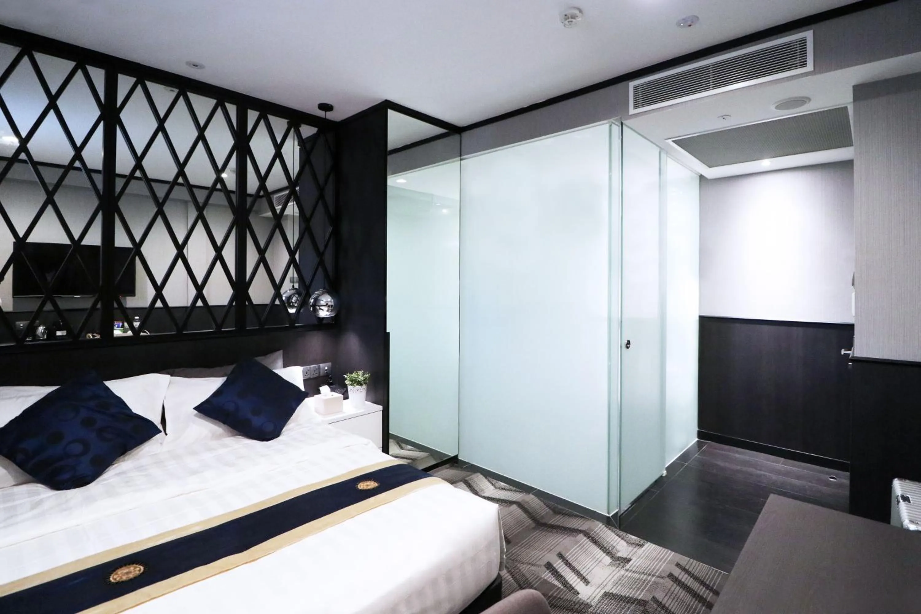 Photo of the whole room, Bed in Hotel NuVe Urbane