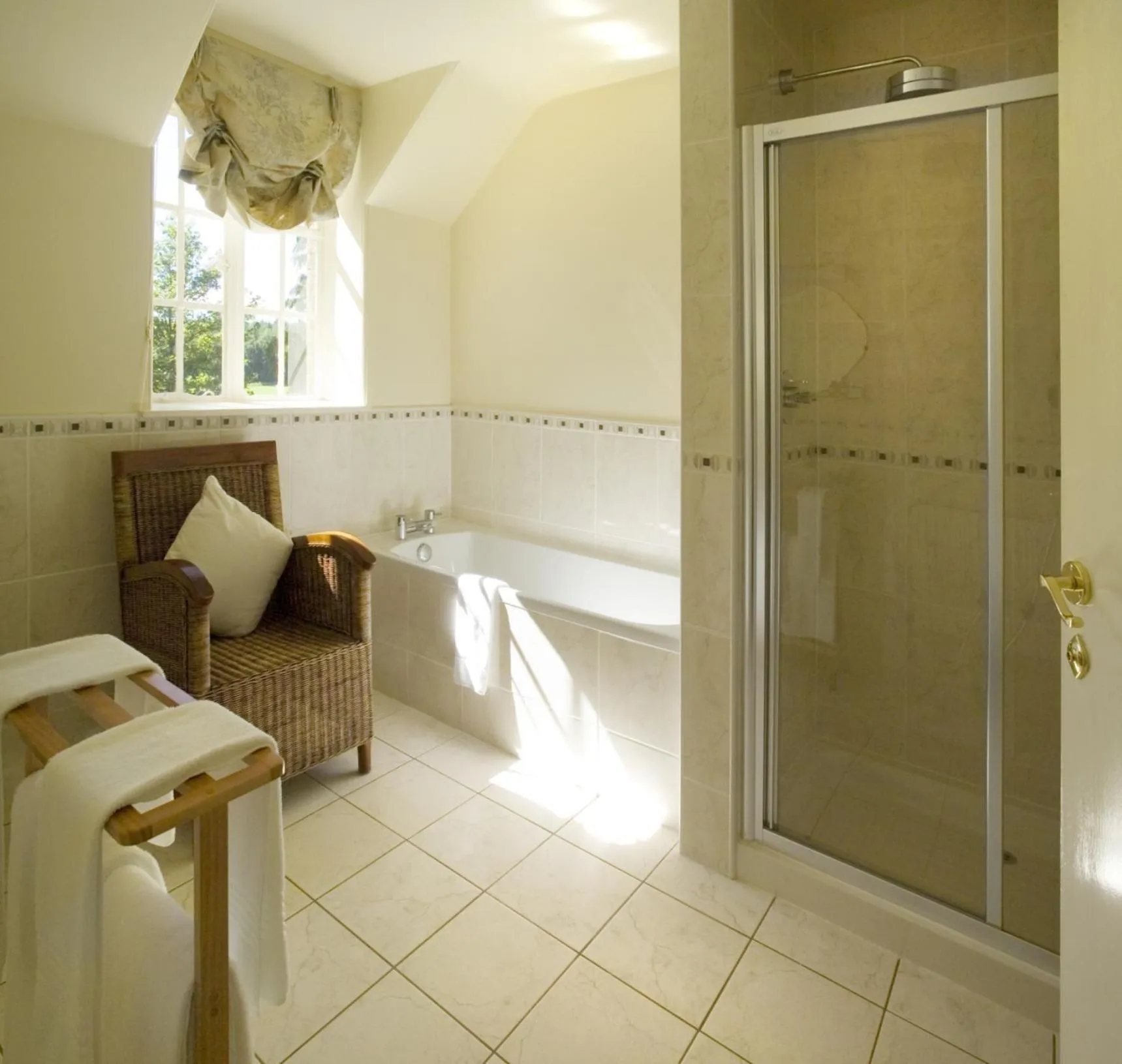 Bathroom, Bed in Trigony Hotel and Garden Spa
