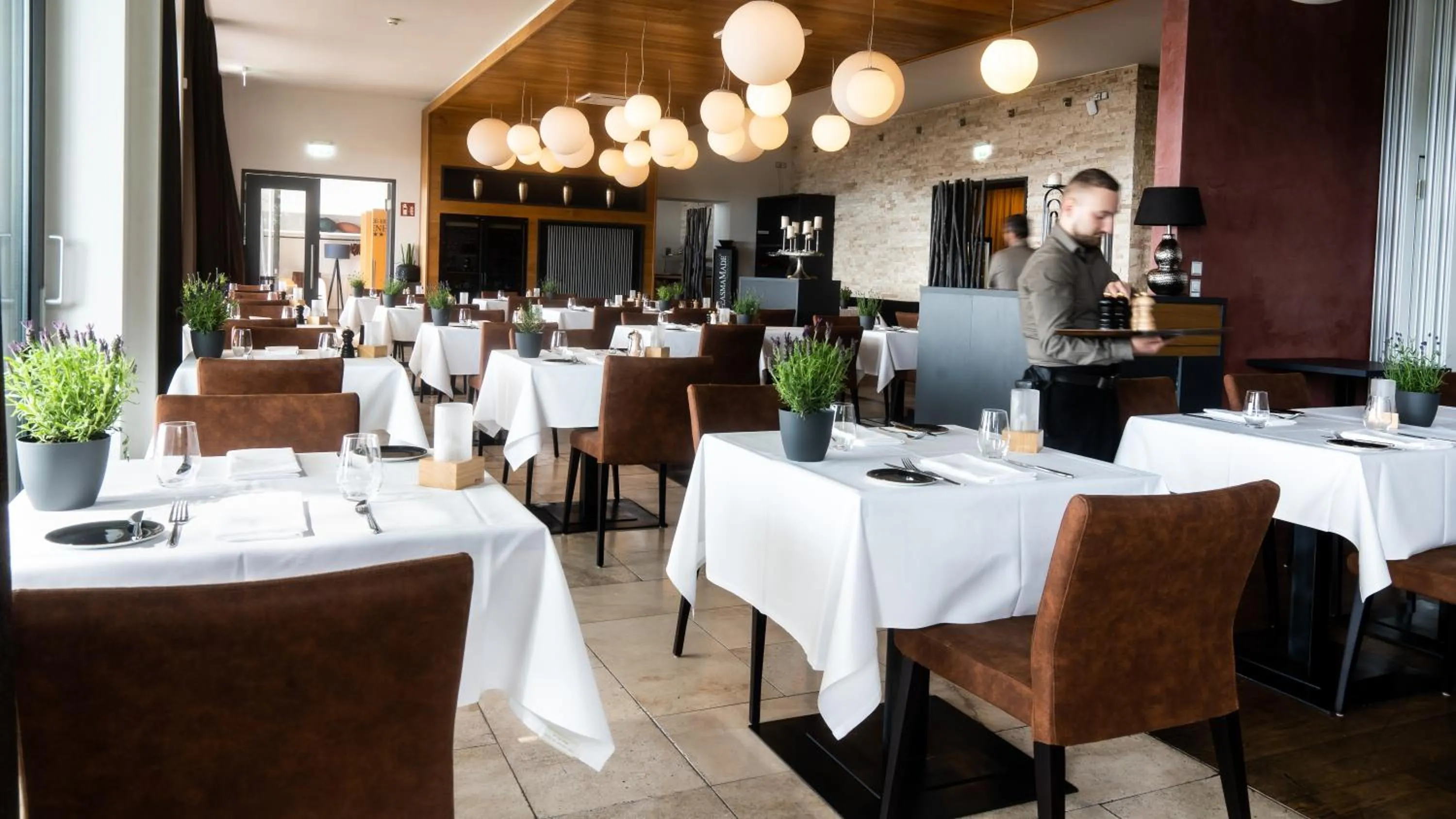 Restaurant/places to eat in Bodensee-Hotel Sonnenhof