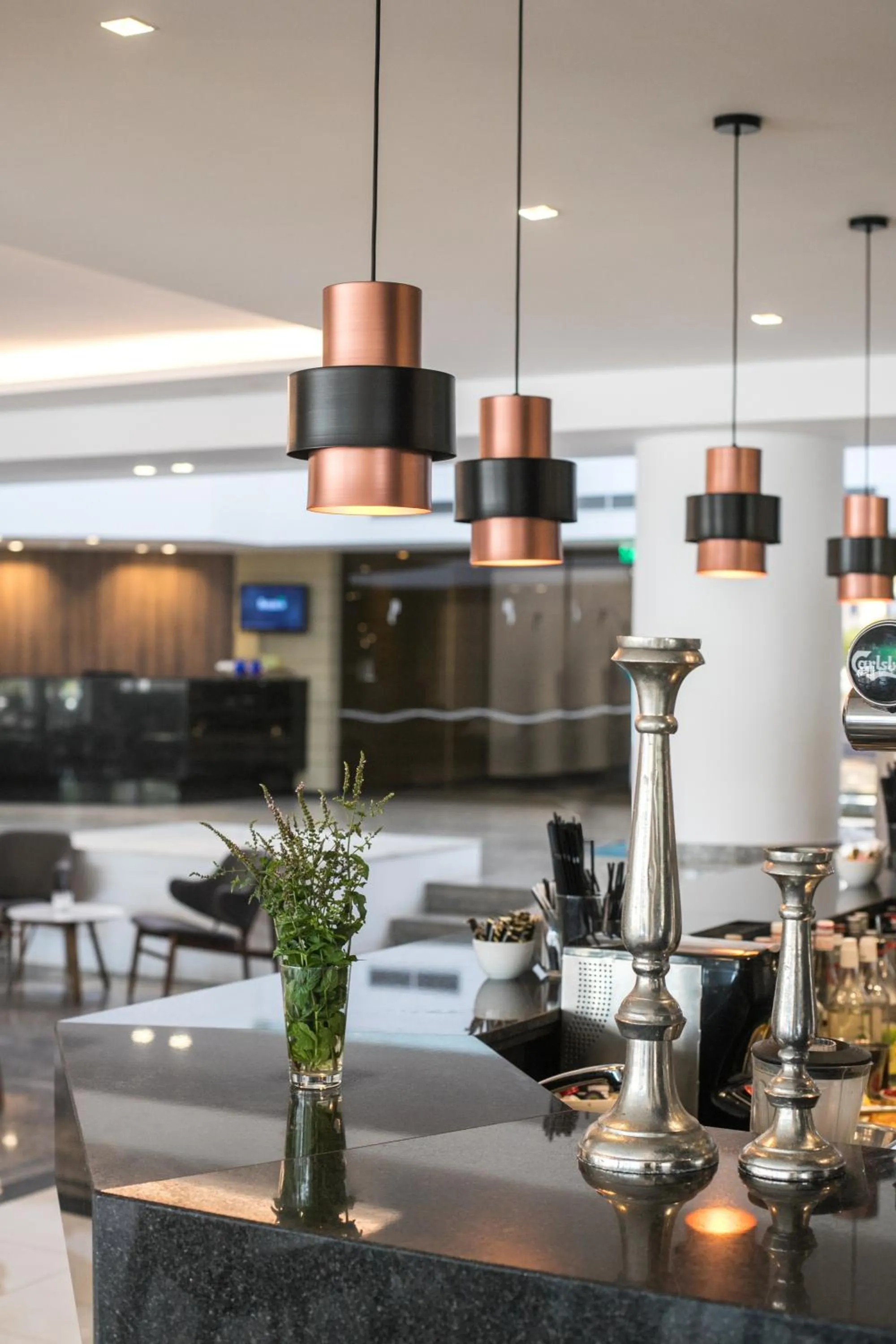 Lounge or bar in Crystal Springs Beach Hotel