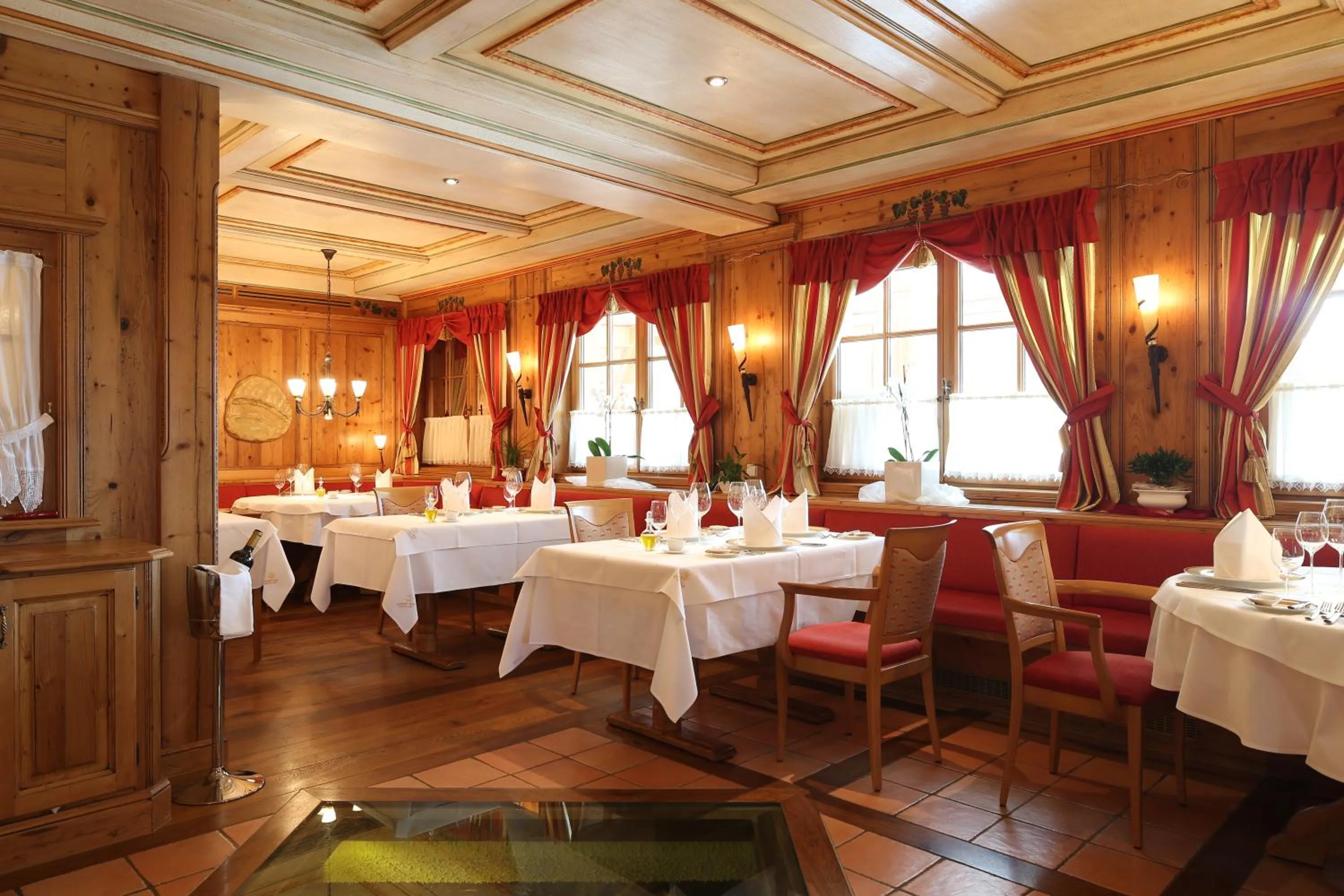 Restaurant/places to eat in Sonnenhof Hotel & Spa