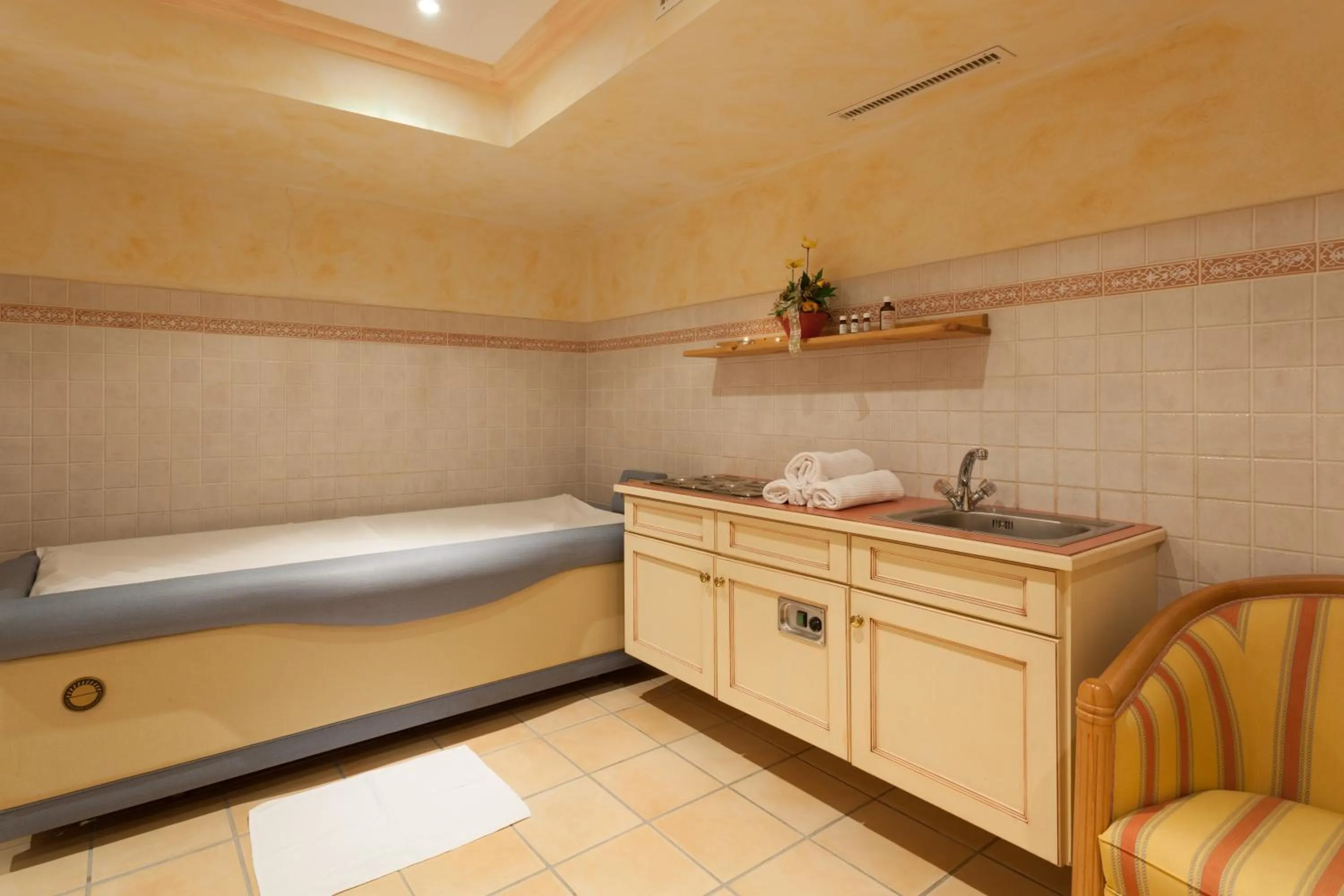 Spa and wellness centre/facilities, Bed in Hotel Gasteigerhof