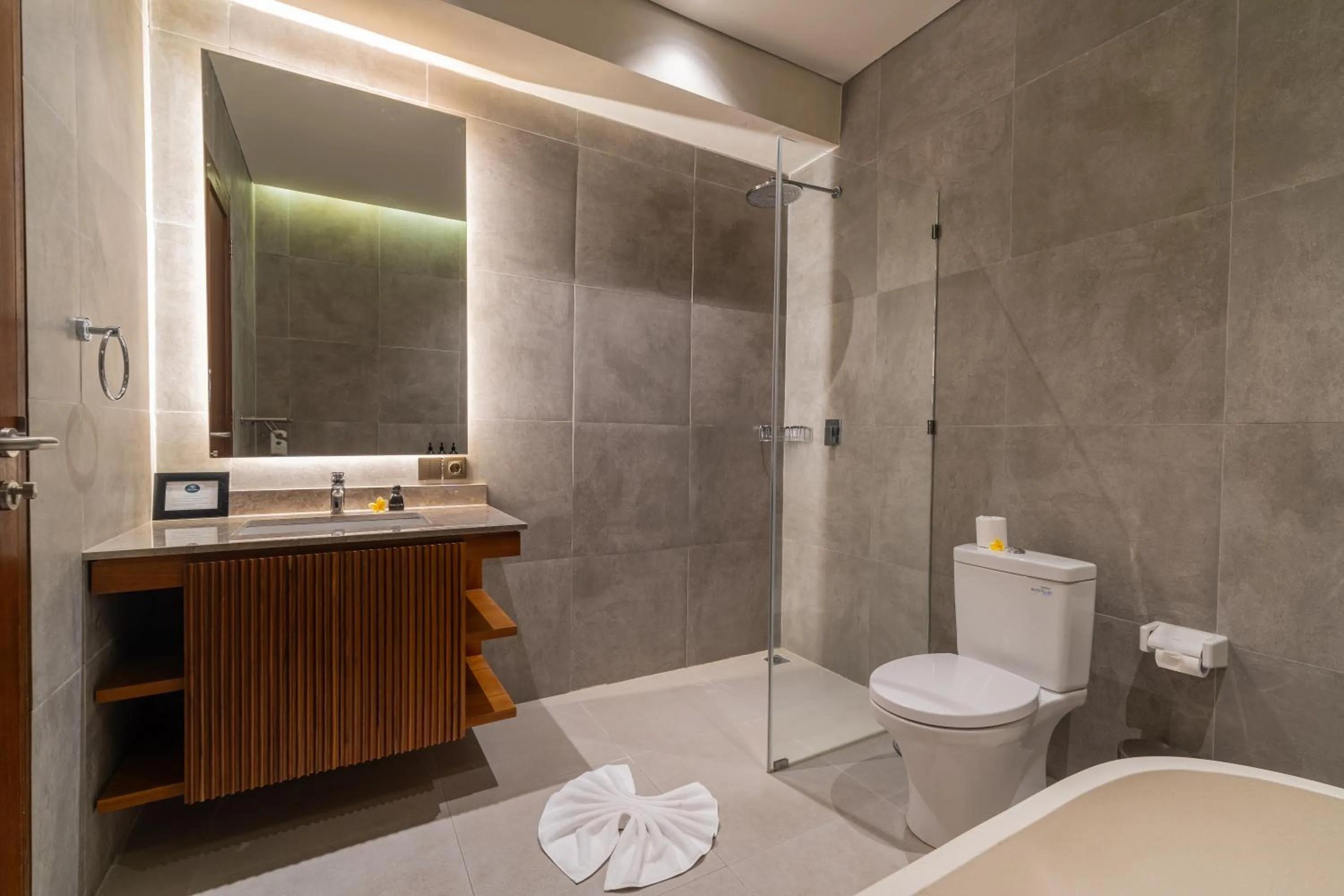 Bathroom in Ubud Aura Retreat