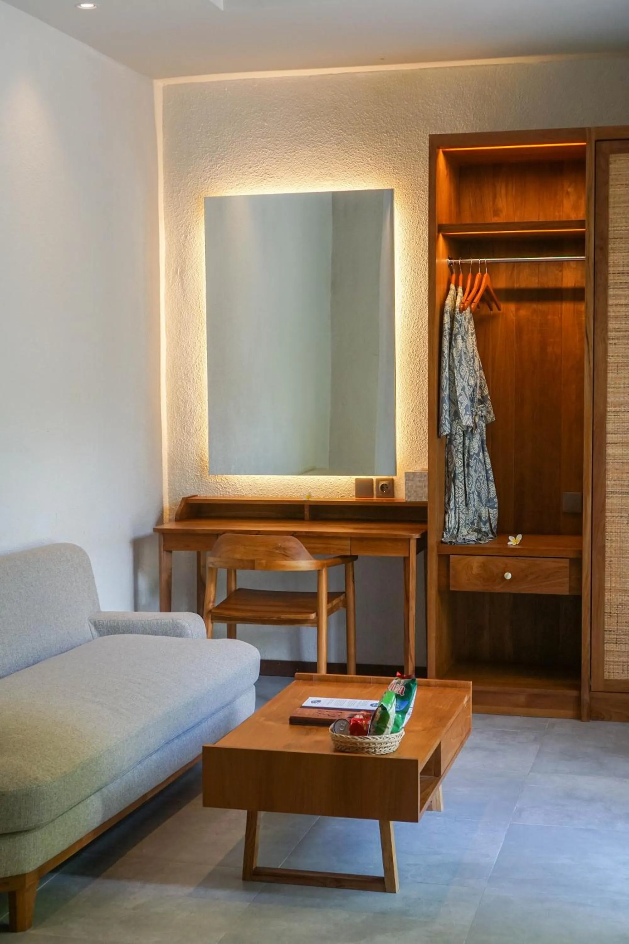 wardrobe, Bed in Ubud Aura Retreat