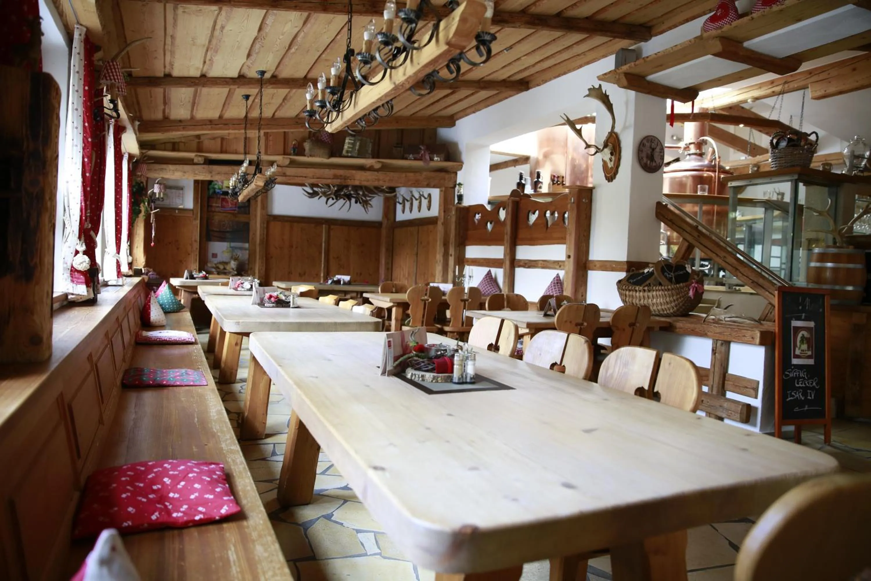 Restaurant/places to eat in Hotel zur Isar