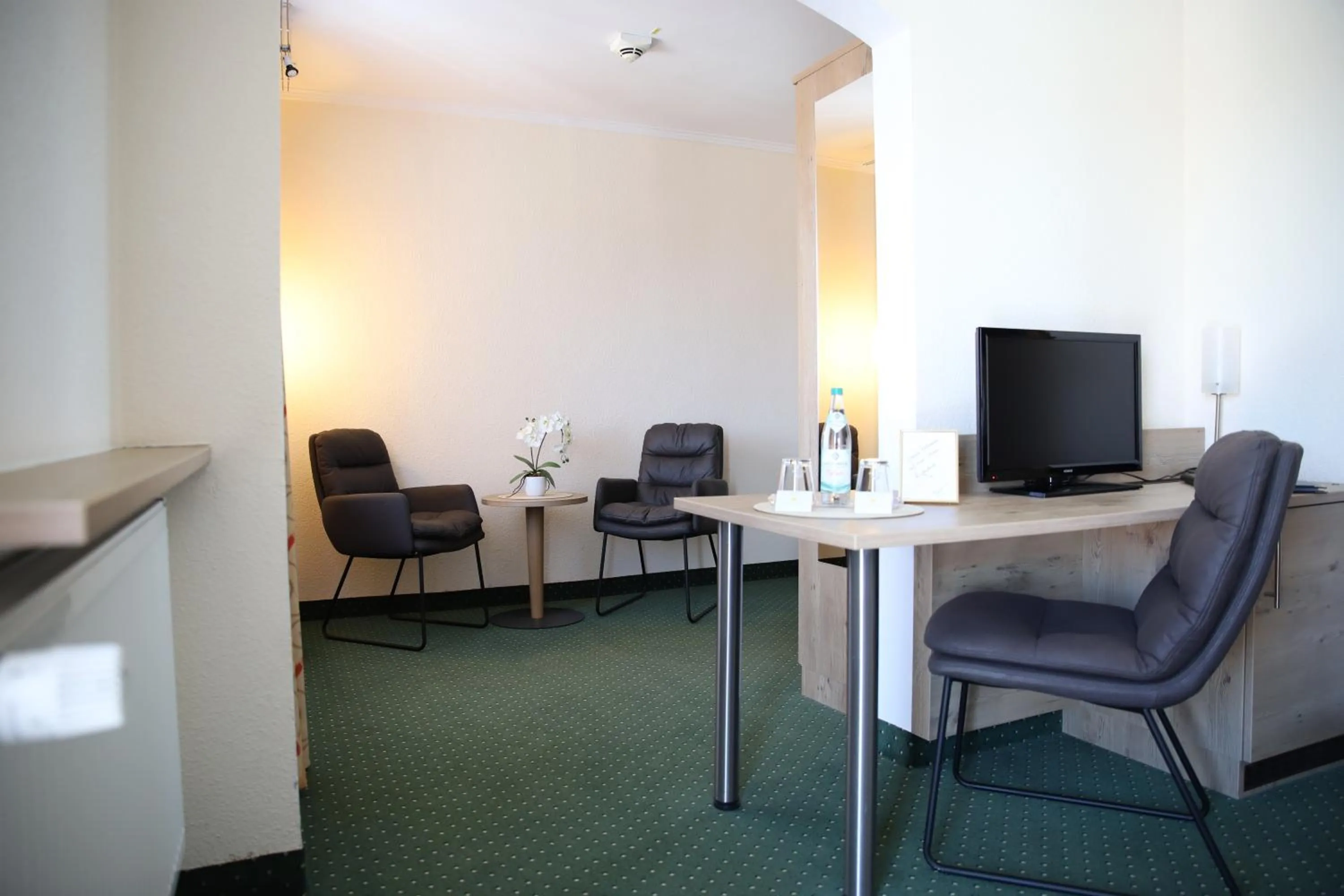 Photo of the whole room in Hotel zur Isar