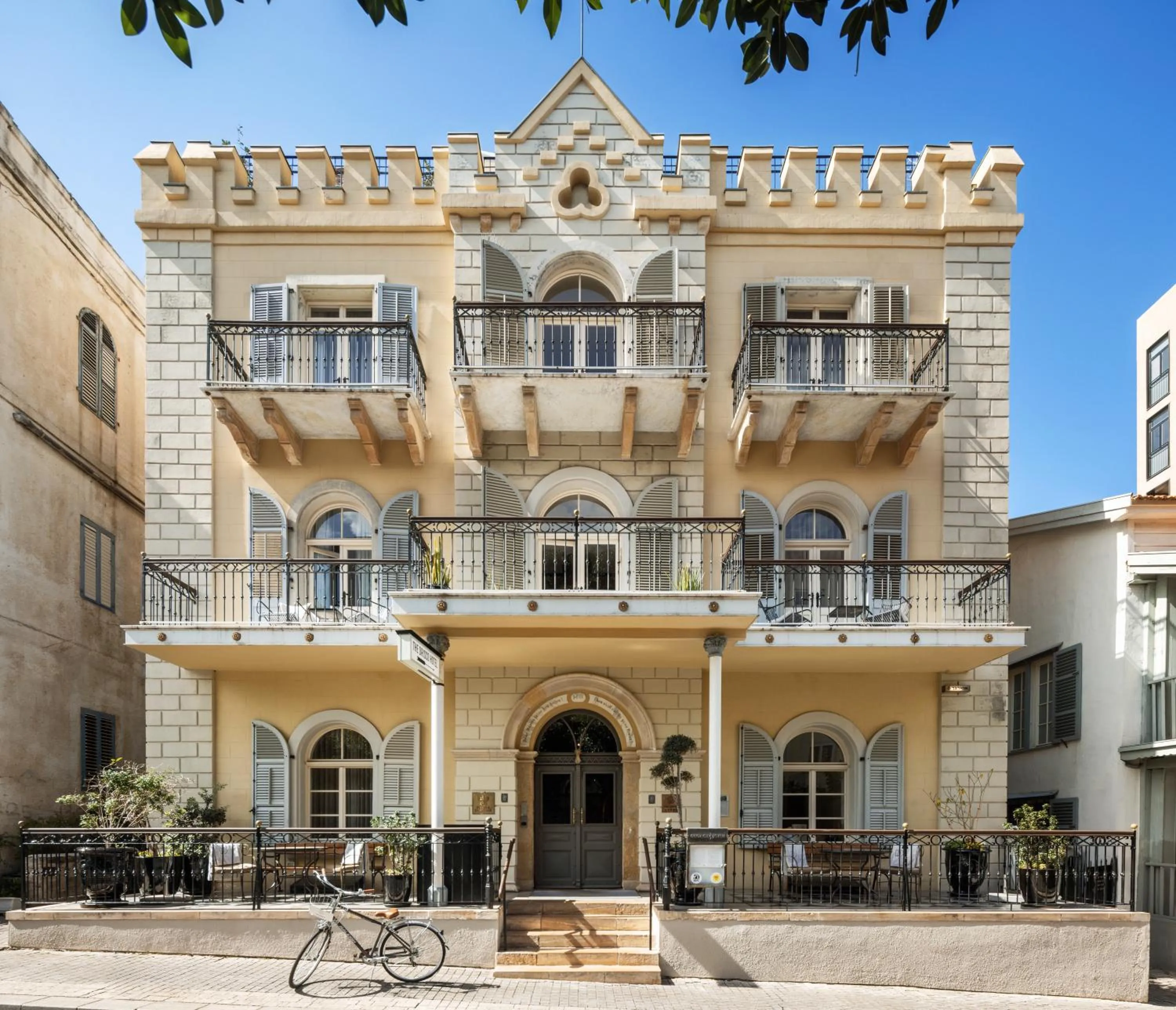 Facade/entrance in The Drisco Hotel Tel Aviv - Relais & Châteaux