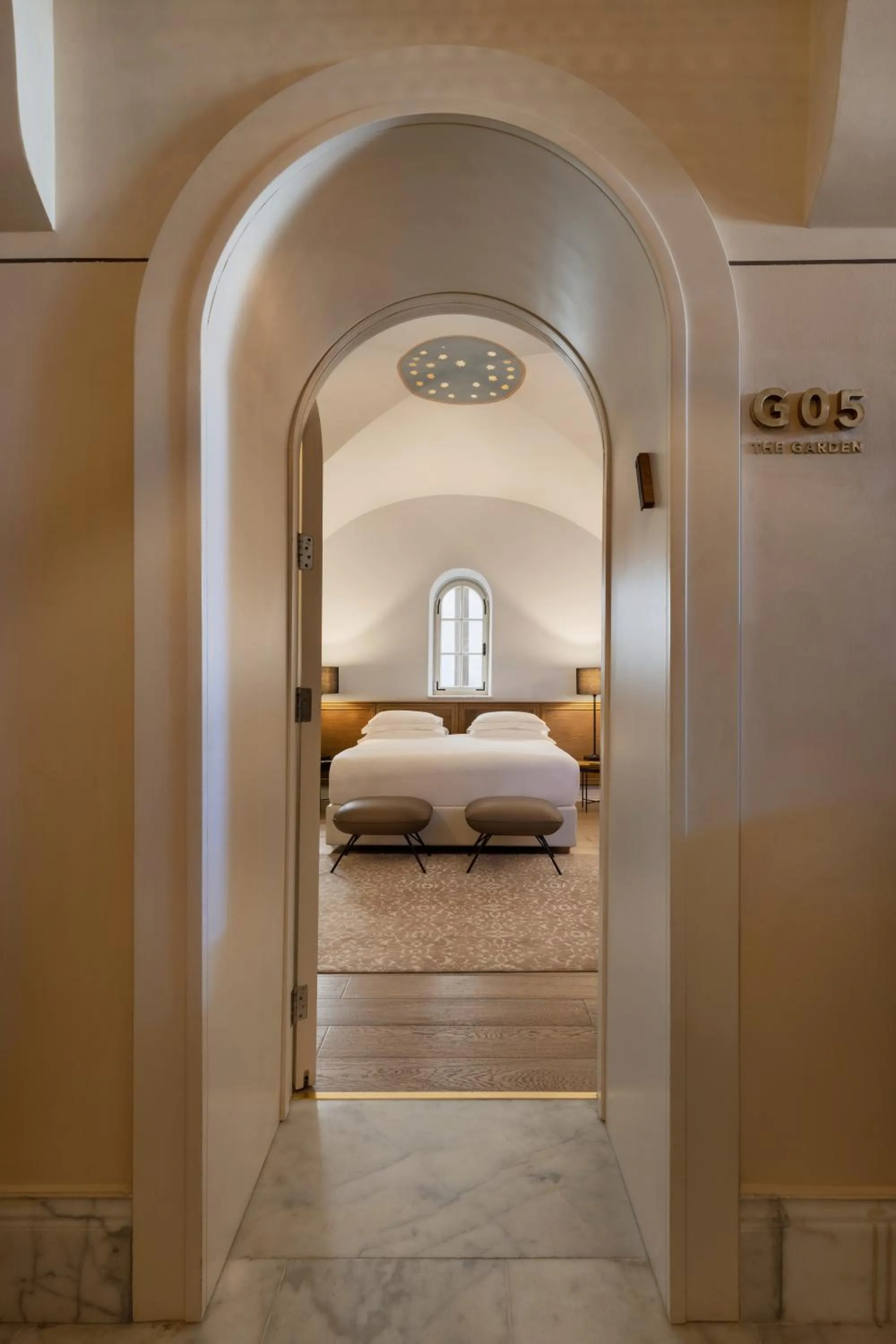 Bed in The Drisco Hotel Tel Aviv - Relais & Châteaux