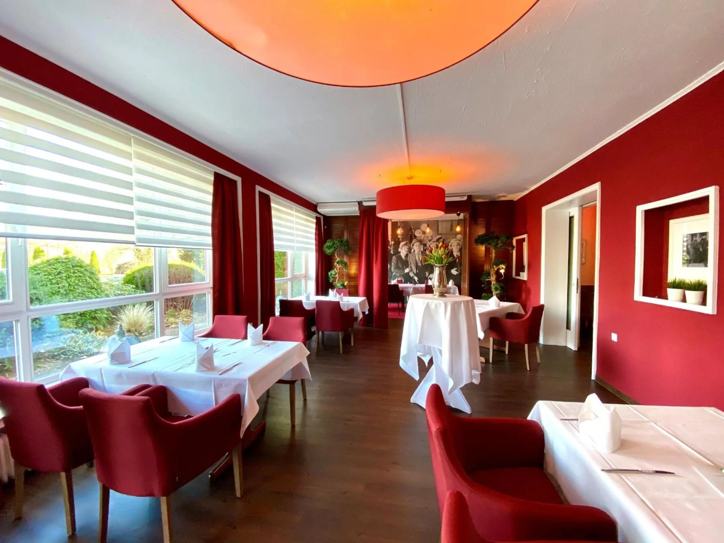 Restaurant/places to eat in Parkhotel Bielefeld