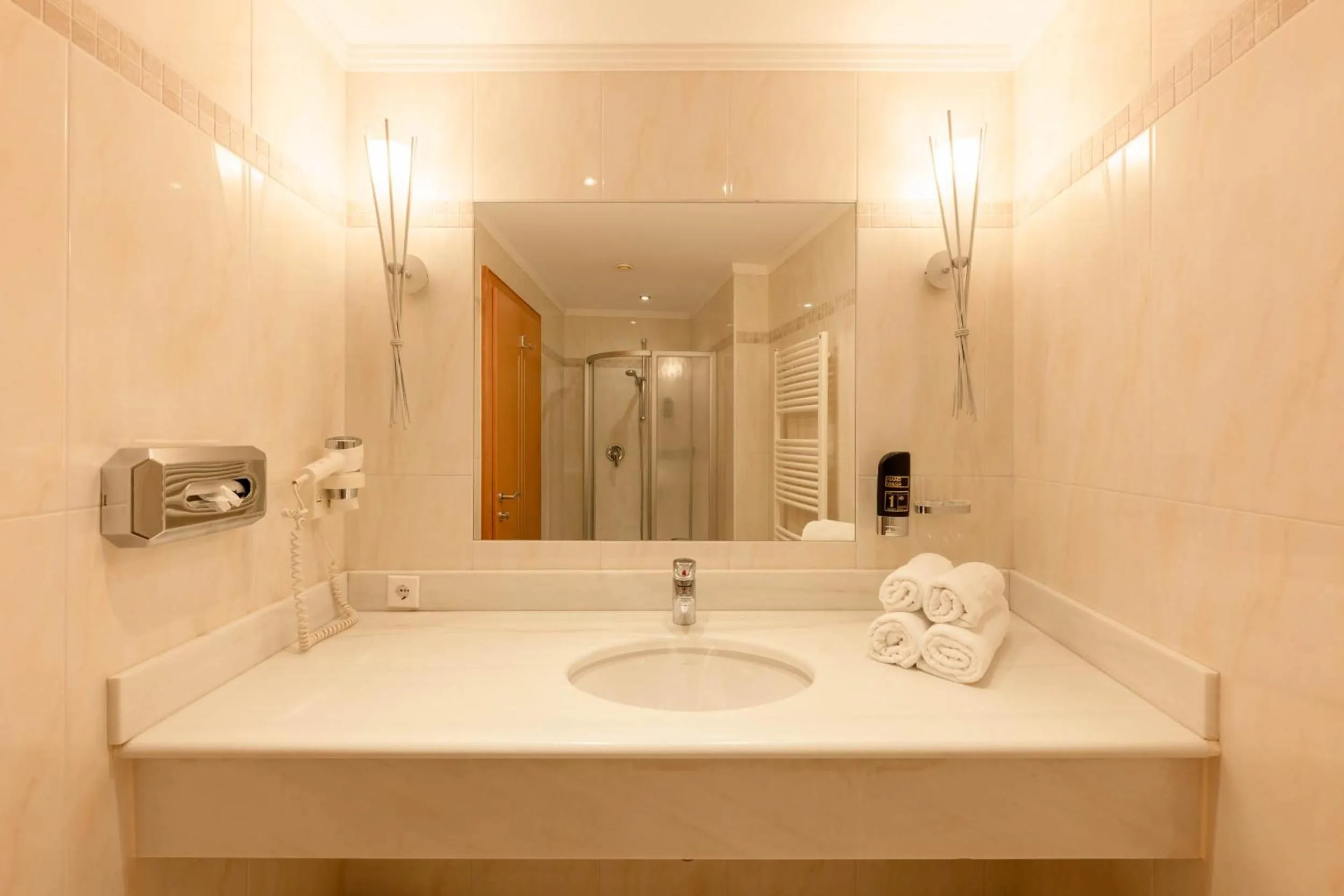 Shower in Familotel Kindl