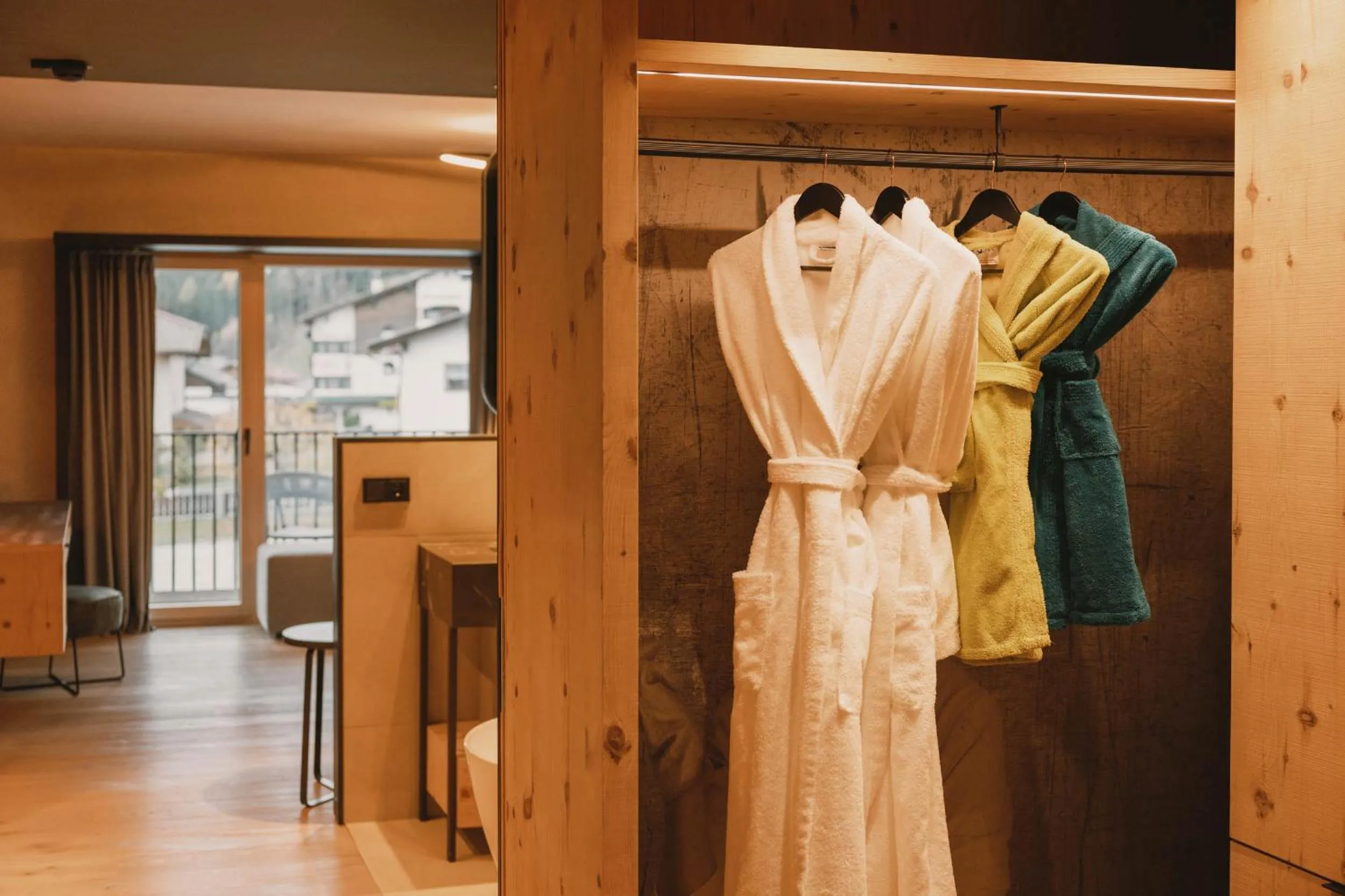 wardrobe in Familotel Kindl