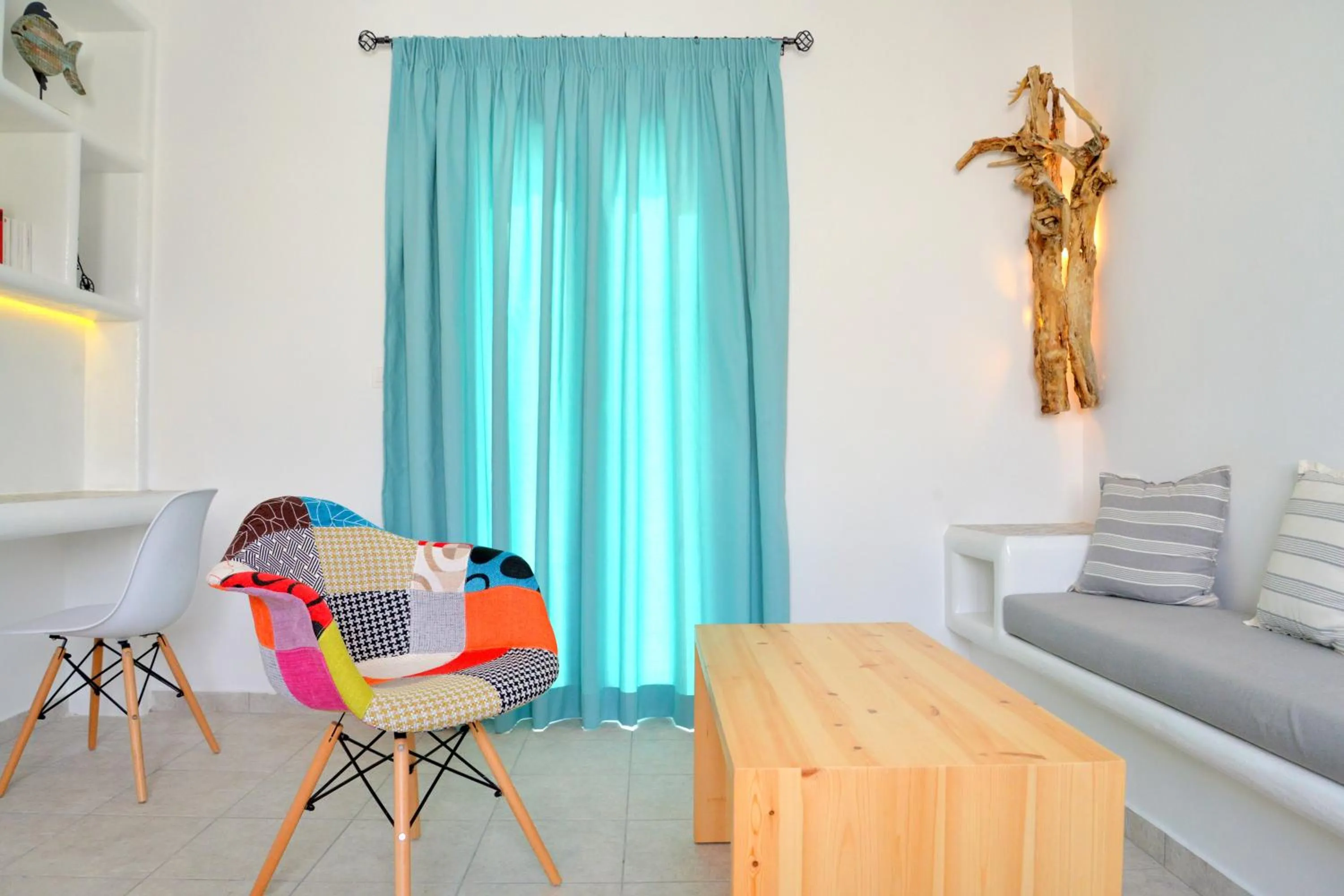 Seating area in Glaronisia Hotel