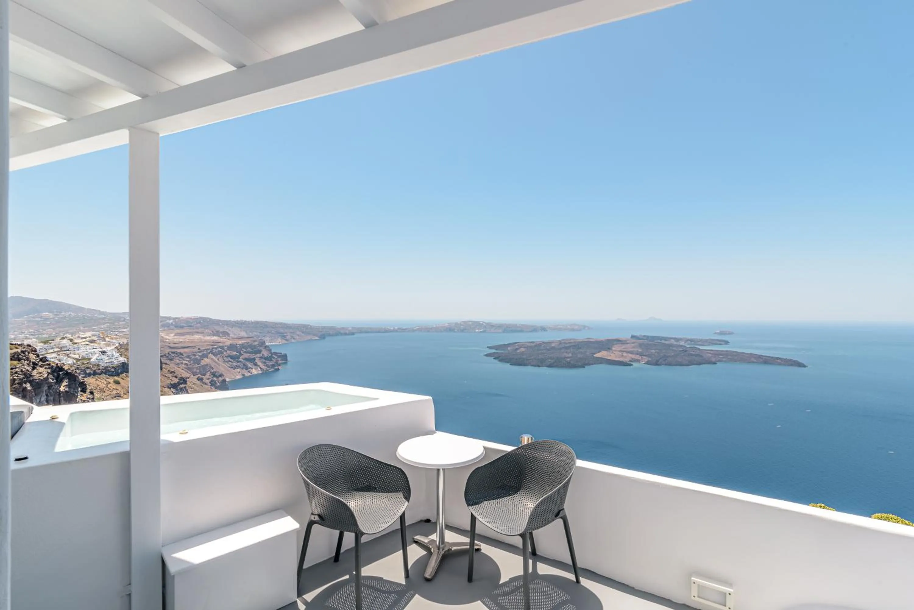 Balcony/Terrace in Avianto Suites