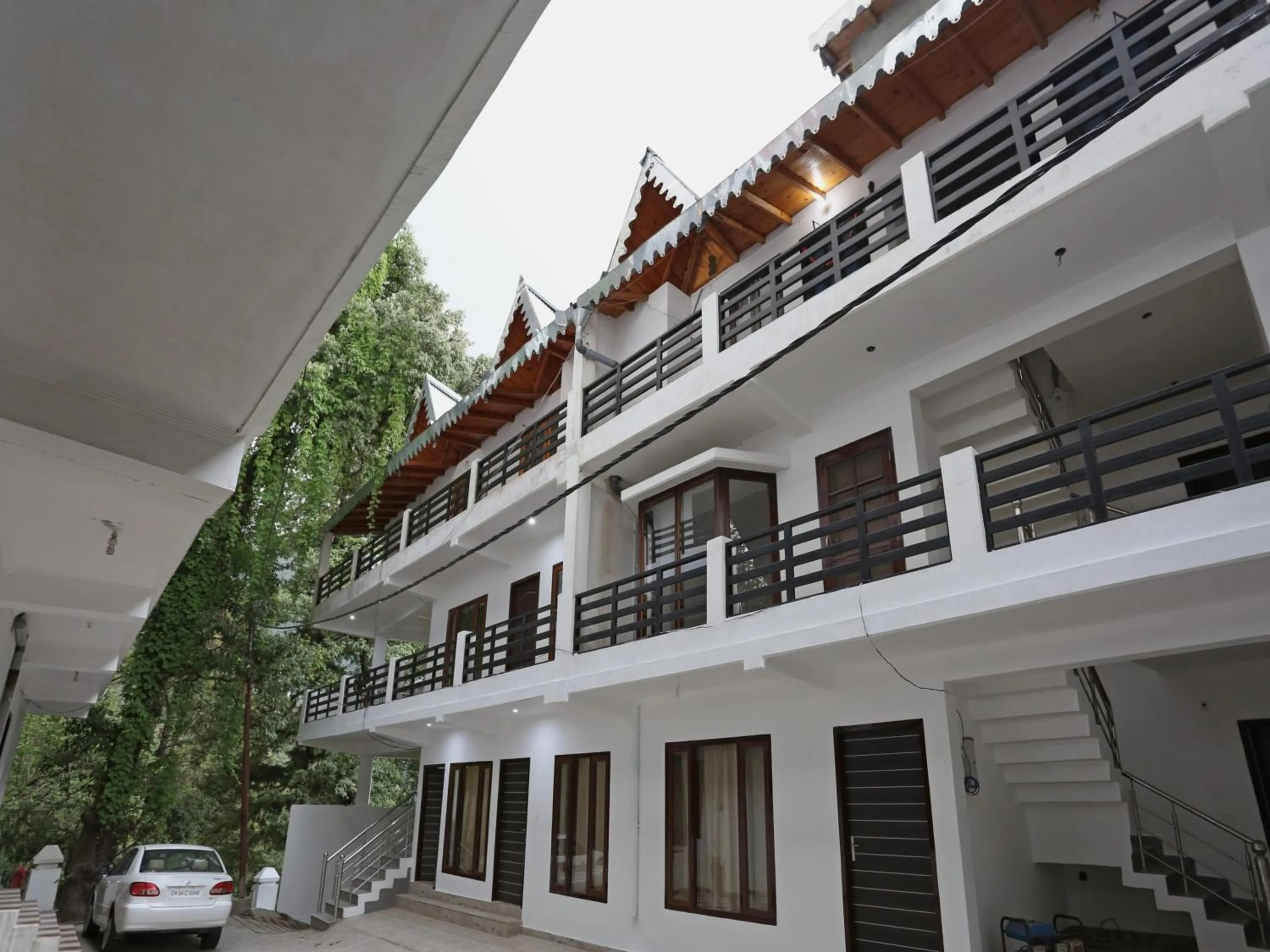 Facade/entrance in Hotel O Summer King