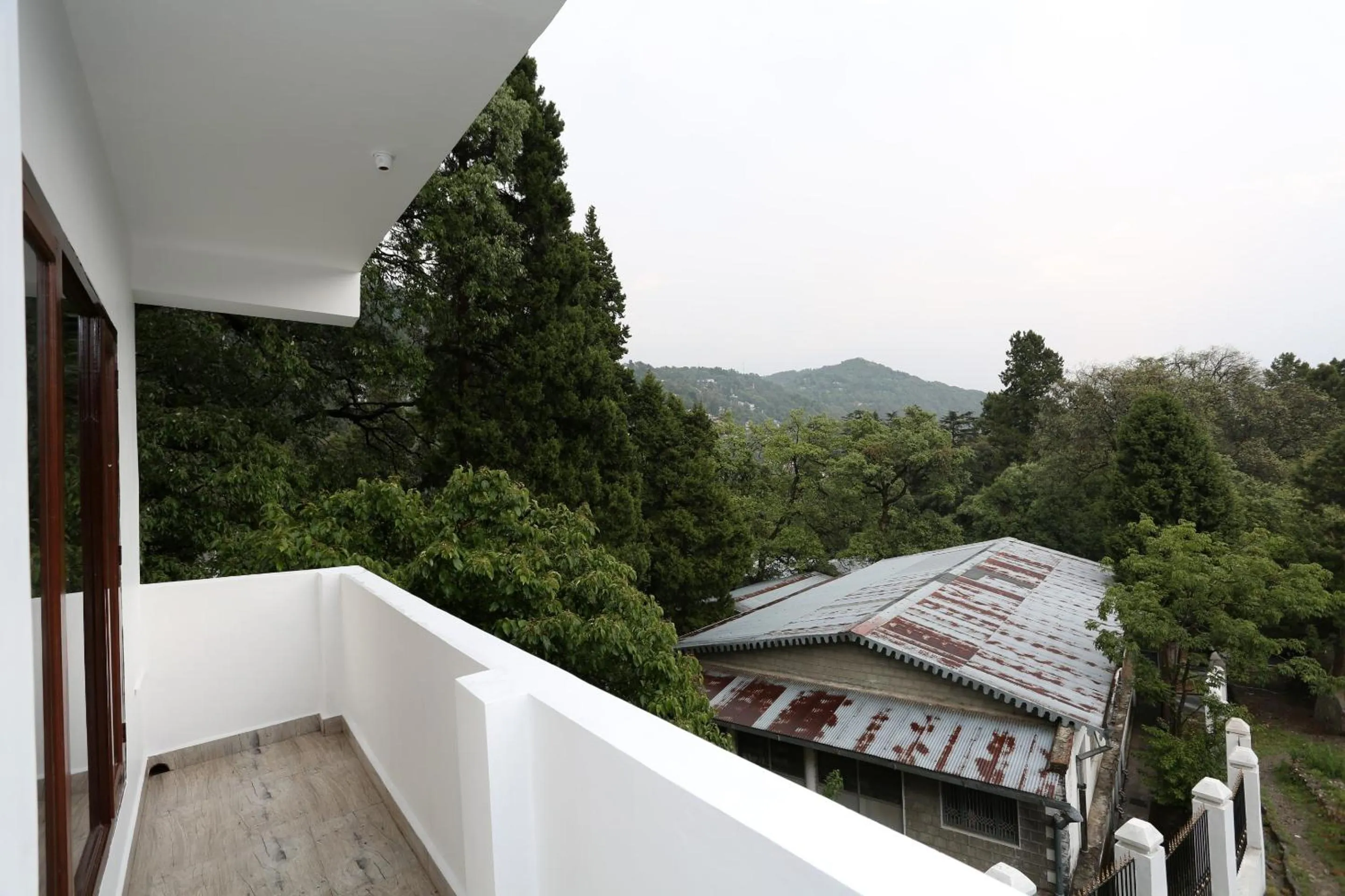 Facade/entrance in Super OYO Summer King