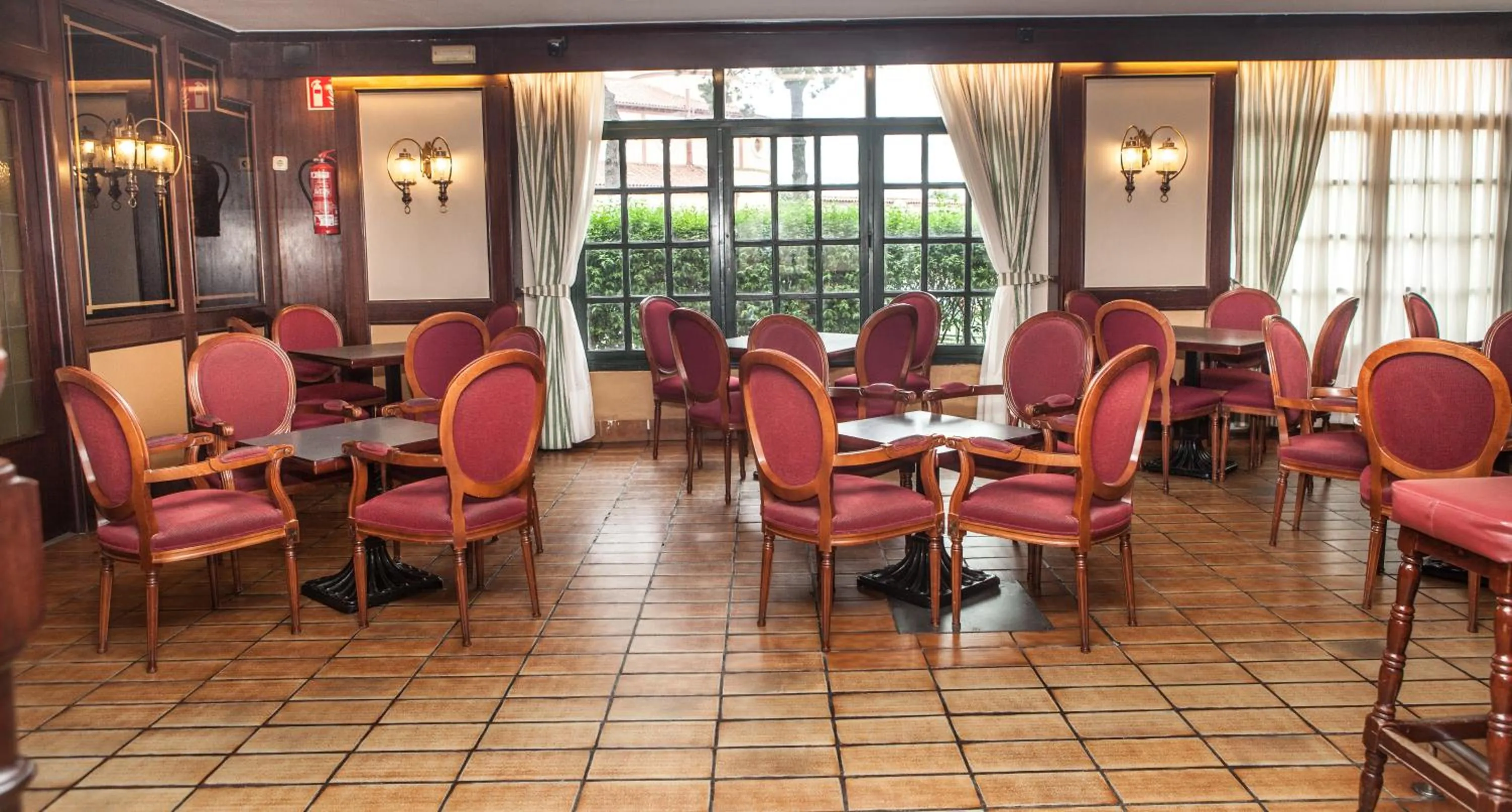 Lounge or bar in Hotel Las Anclas