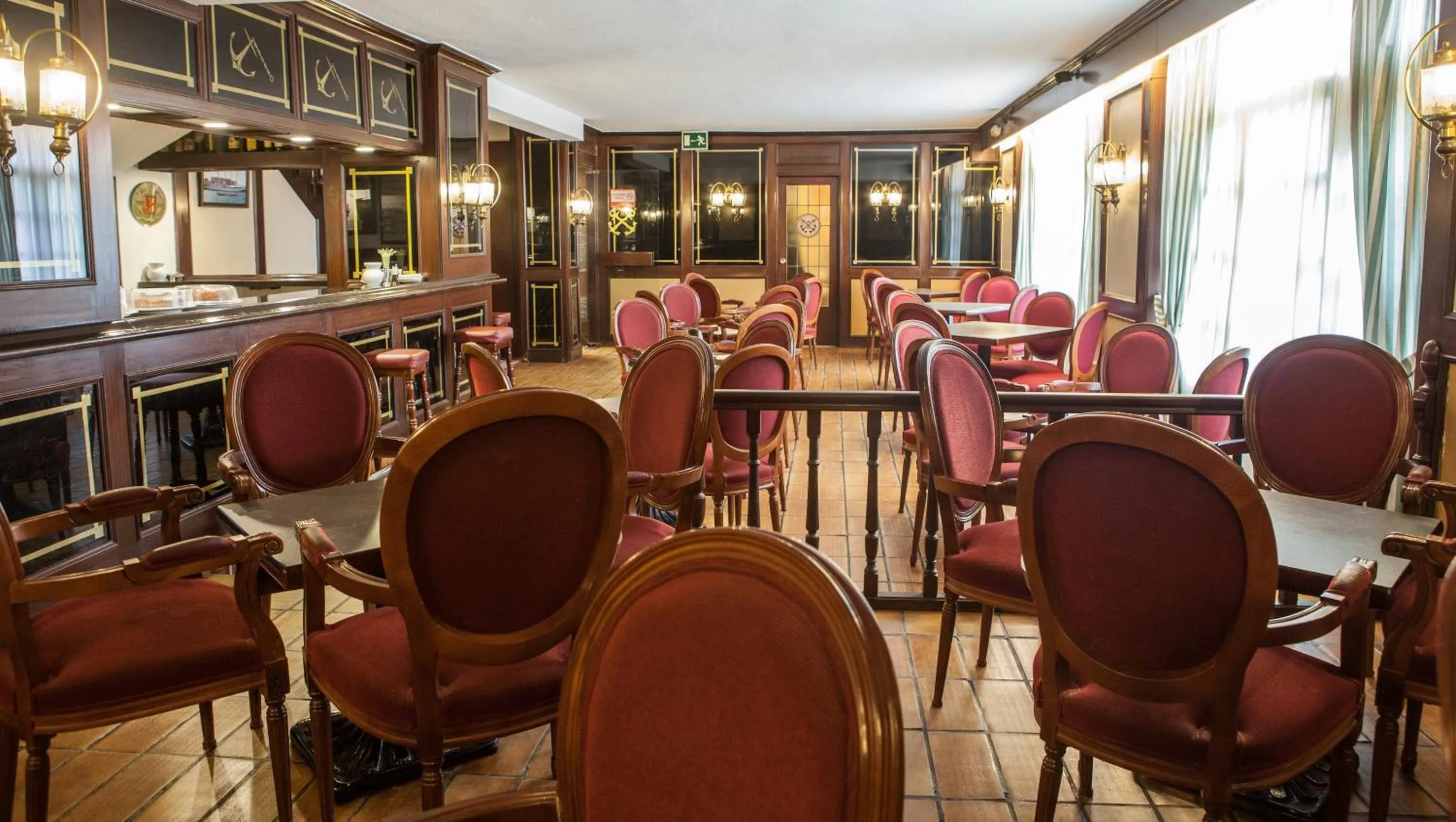 Lounge or bar in Hotel Las Anclas