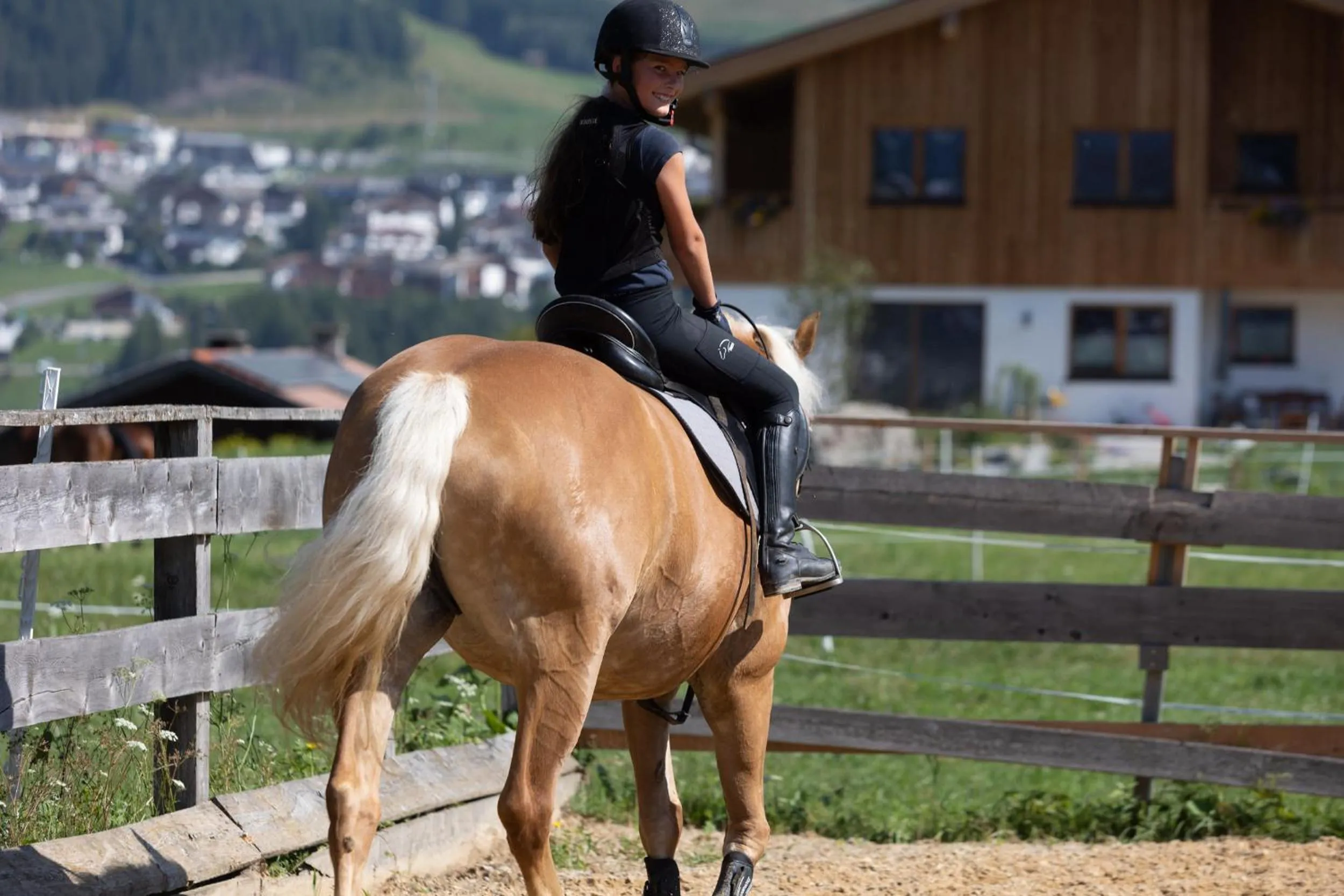 Horse-riding in Familien und Naturhotel Darrehof