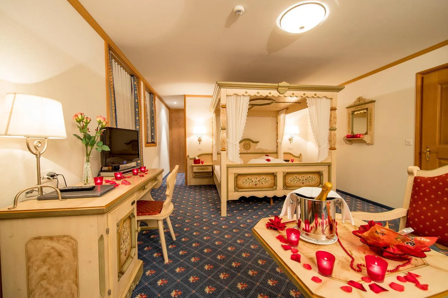 Photo of the whole room in Hotel Alpbach