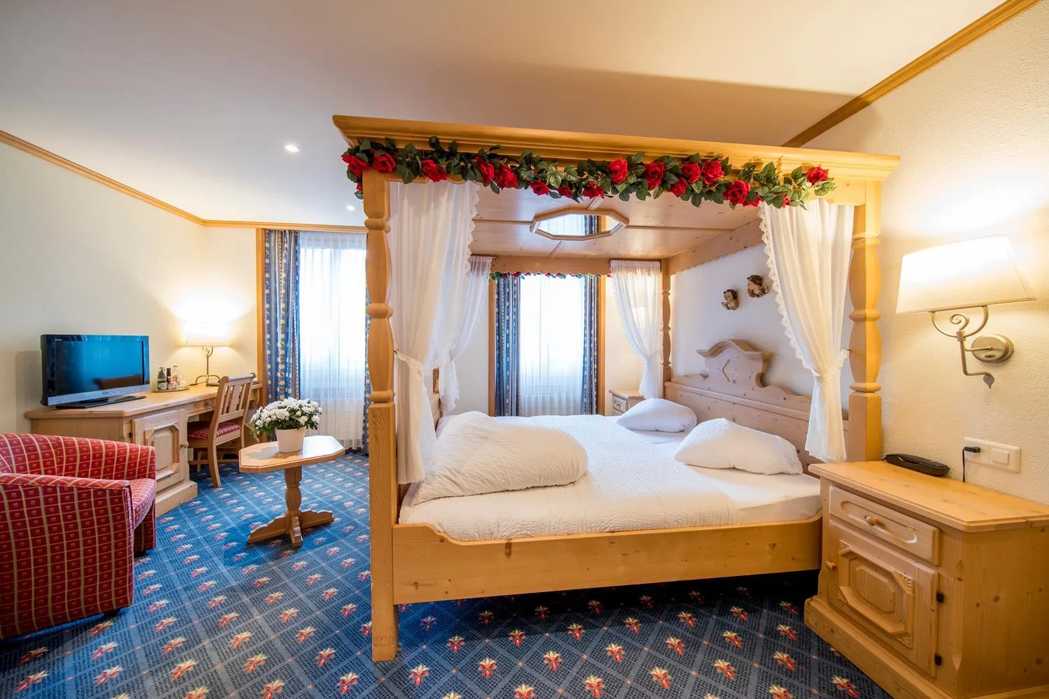 Photo of the whole room, Bed in Hotel Alpbach