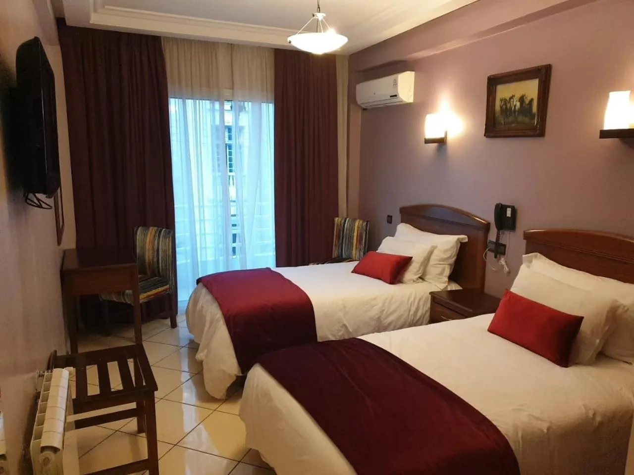 Bed in Hôtel Amouday