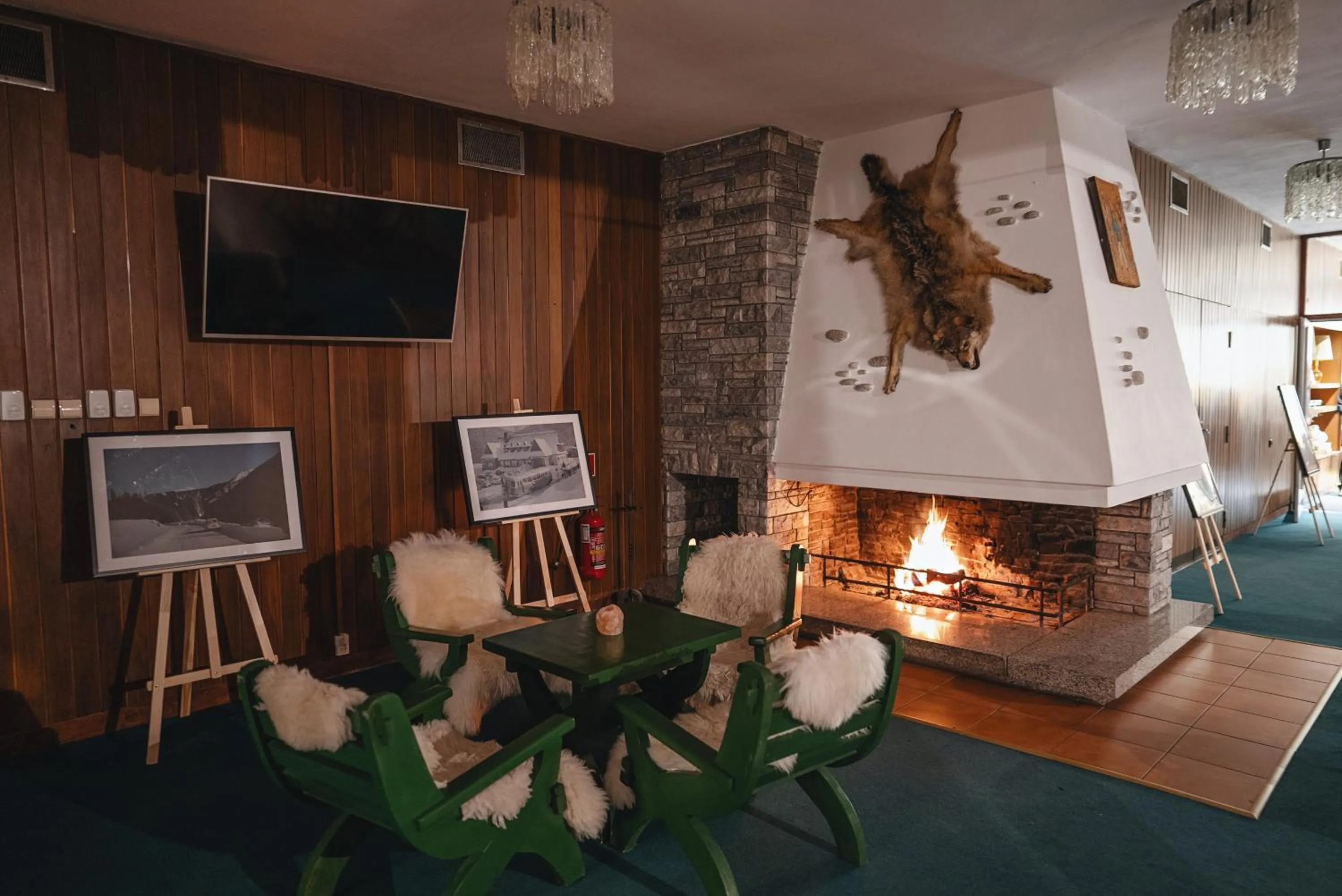 flat iron in Zespół Tatry - Hotel Tatry i Budynek Turystyczny