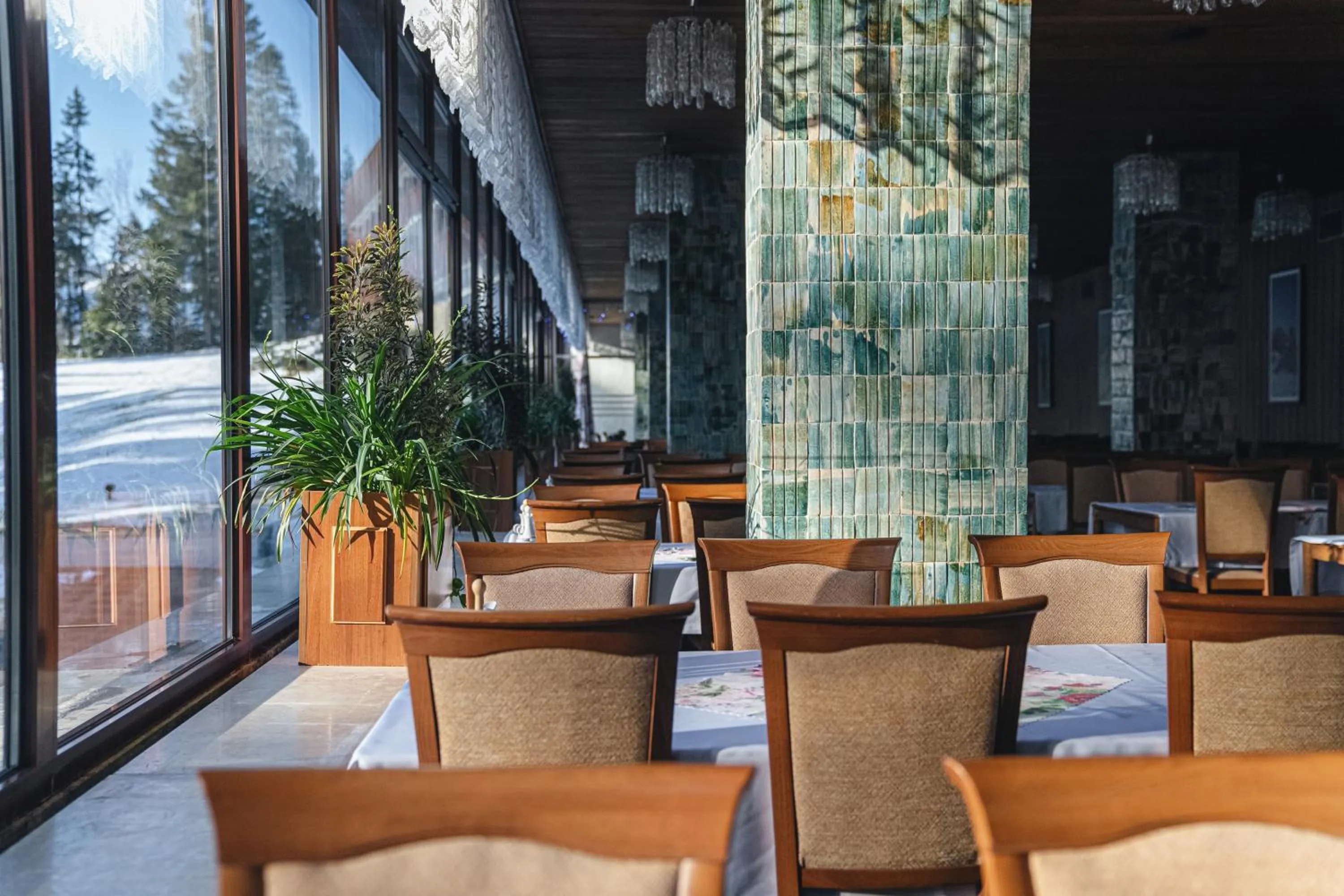 Restaurant/places to eat in Zespół Tatry - Hotel Tatry i Budynek Turystyczny