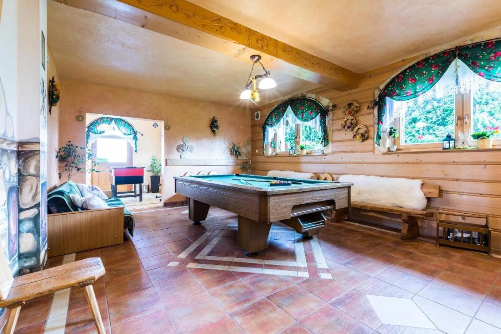 Billiard in Willa Cetynka