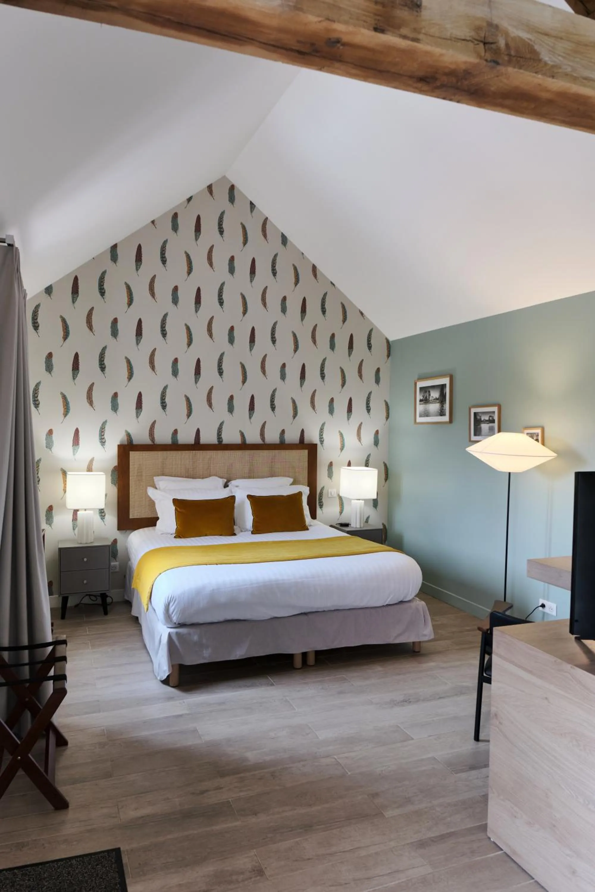 Bed in Domaine Du Roncemay - Hôtel, Restaurants, Spa & Golf