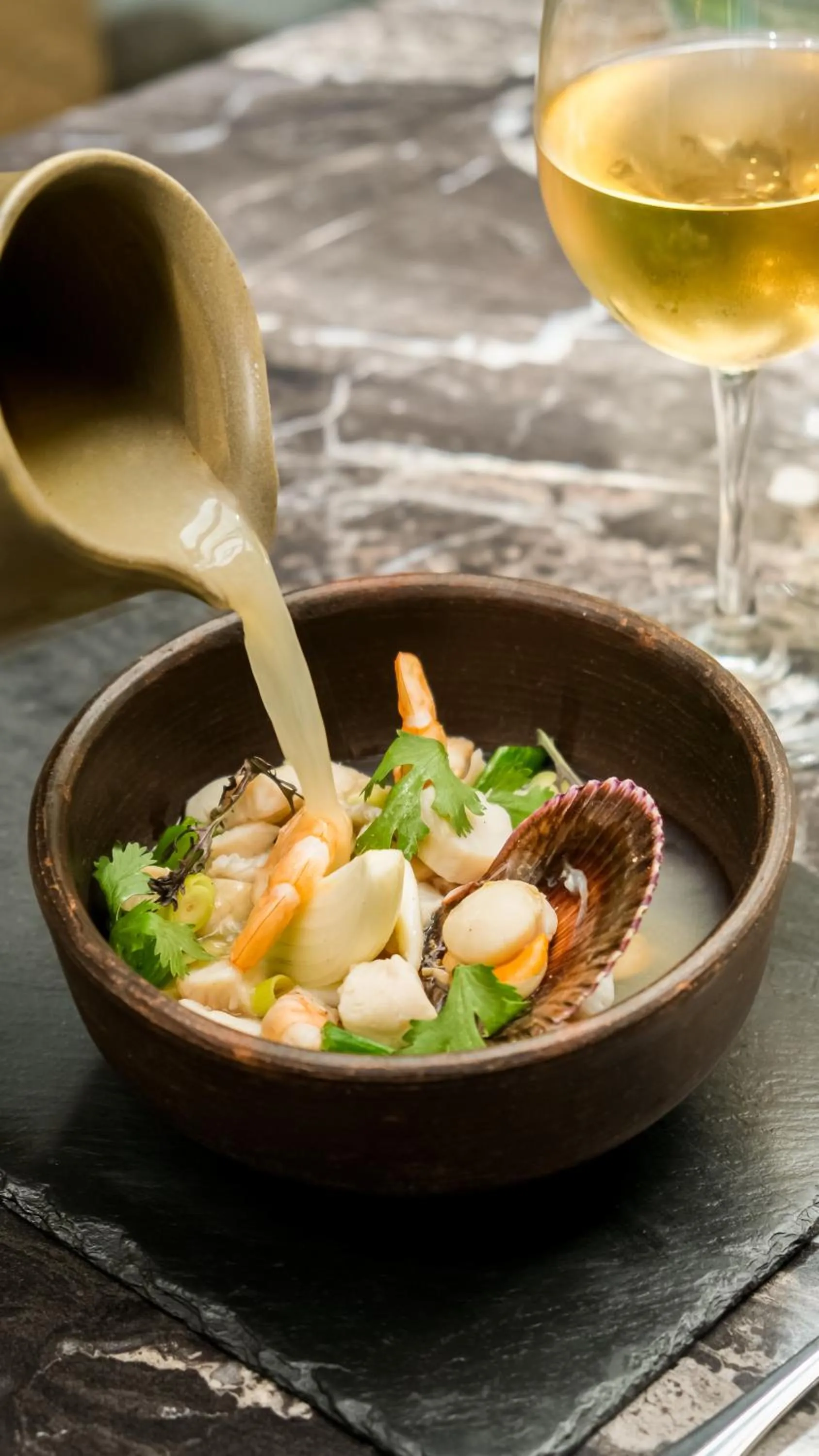 Restaurant/places to eat in Pullman Santiago El Bosque