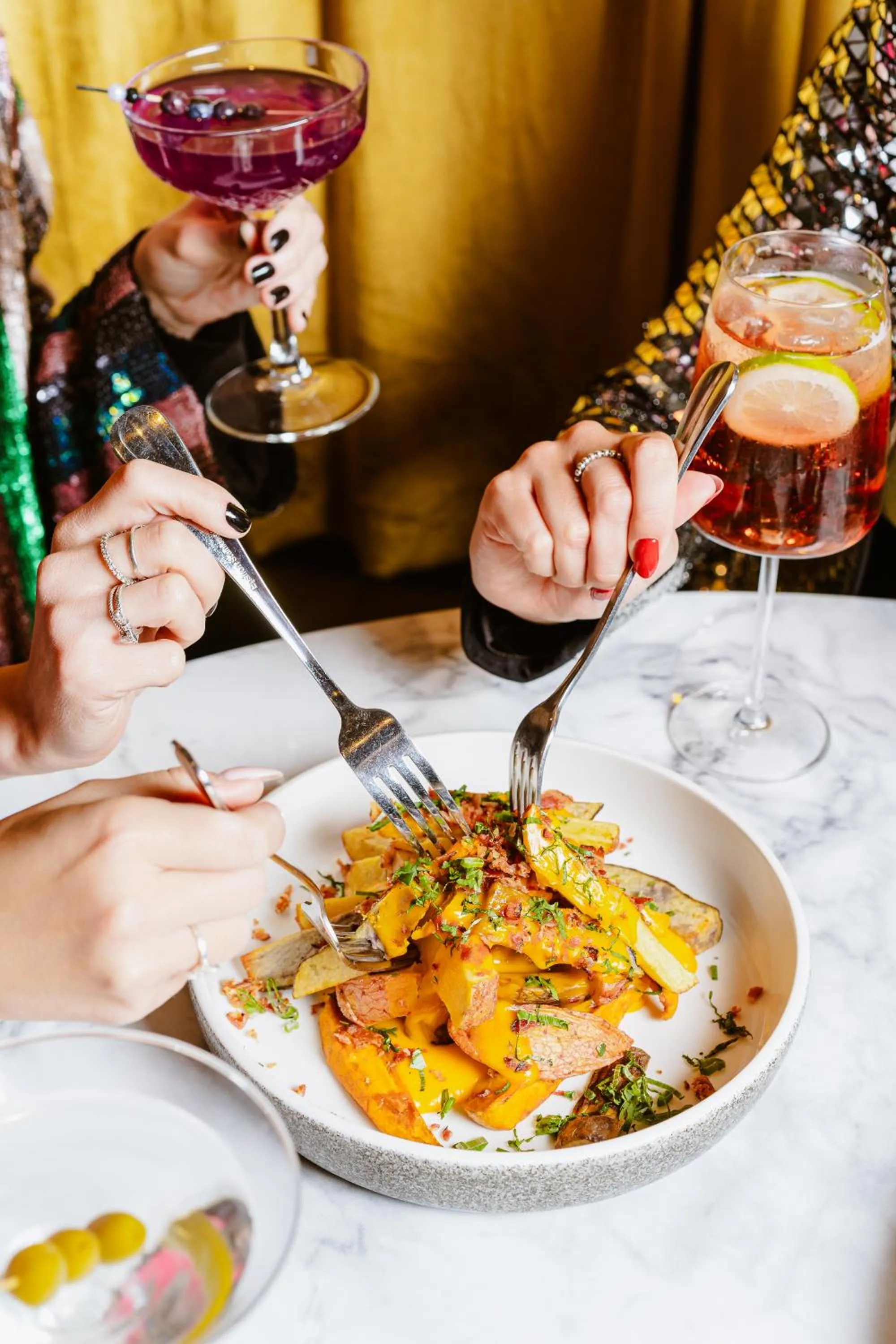 Restaurant/places to eat in Pullman Santiago El Bosque