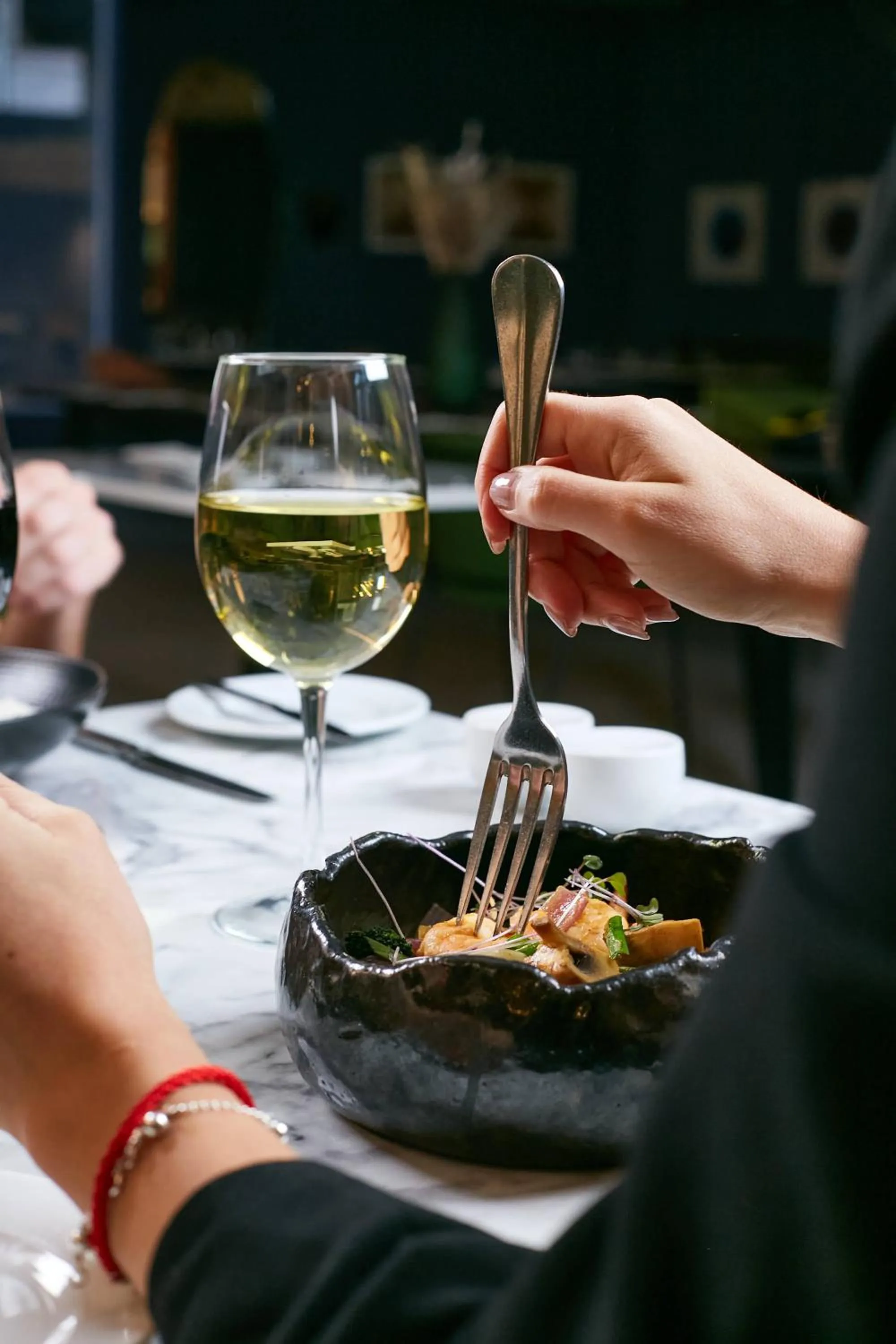 Restaurant/places to eat in Pullman Santiago El Bosque