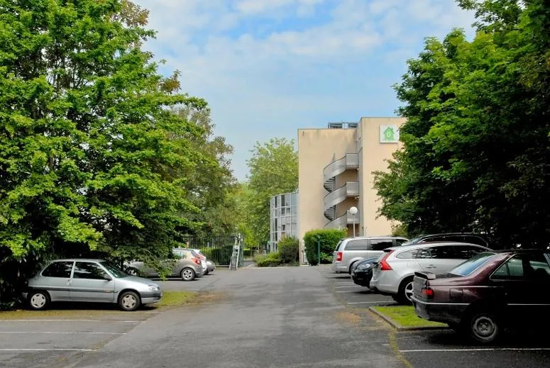 Parking in Greenhotels Roissy Parc des Expositions
