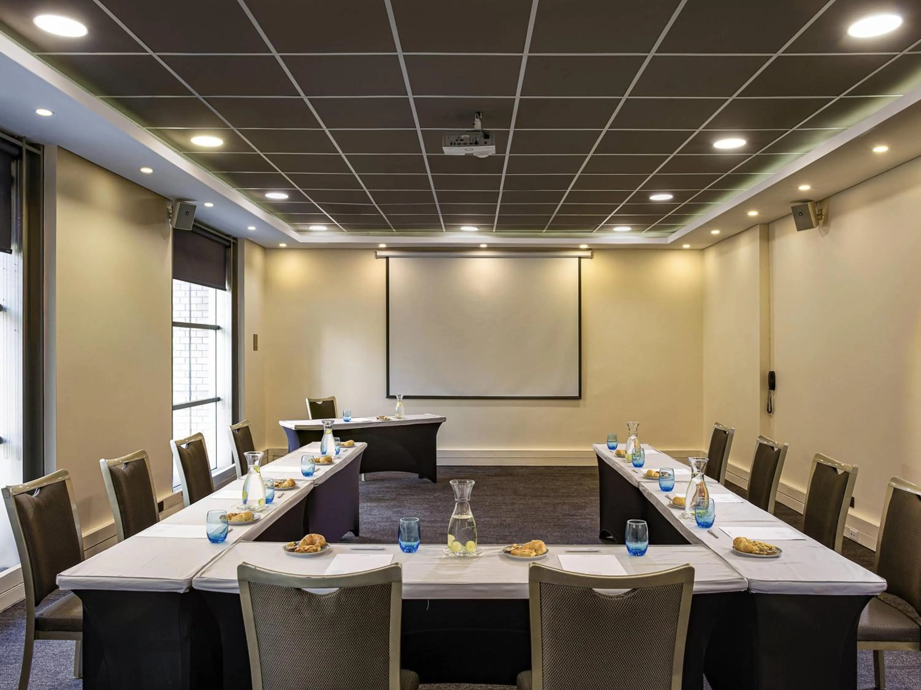 Meeting/conference room in Novotel Santiago Las Condes