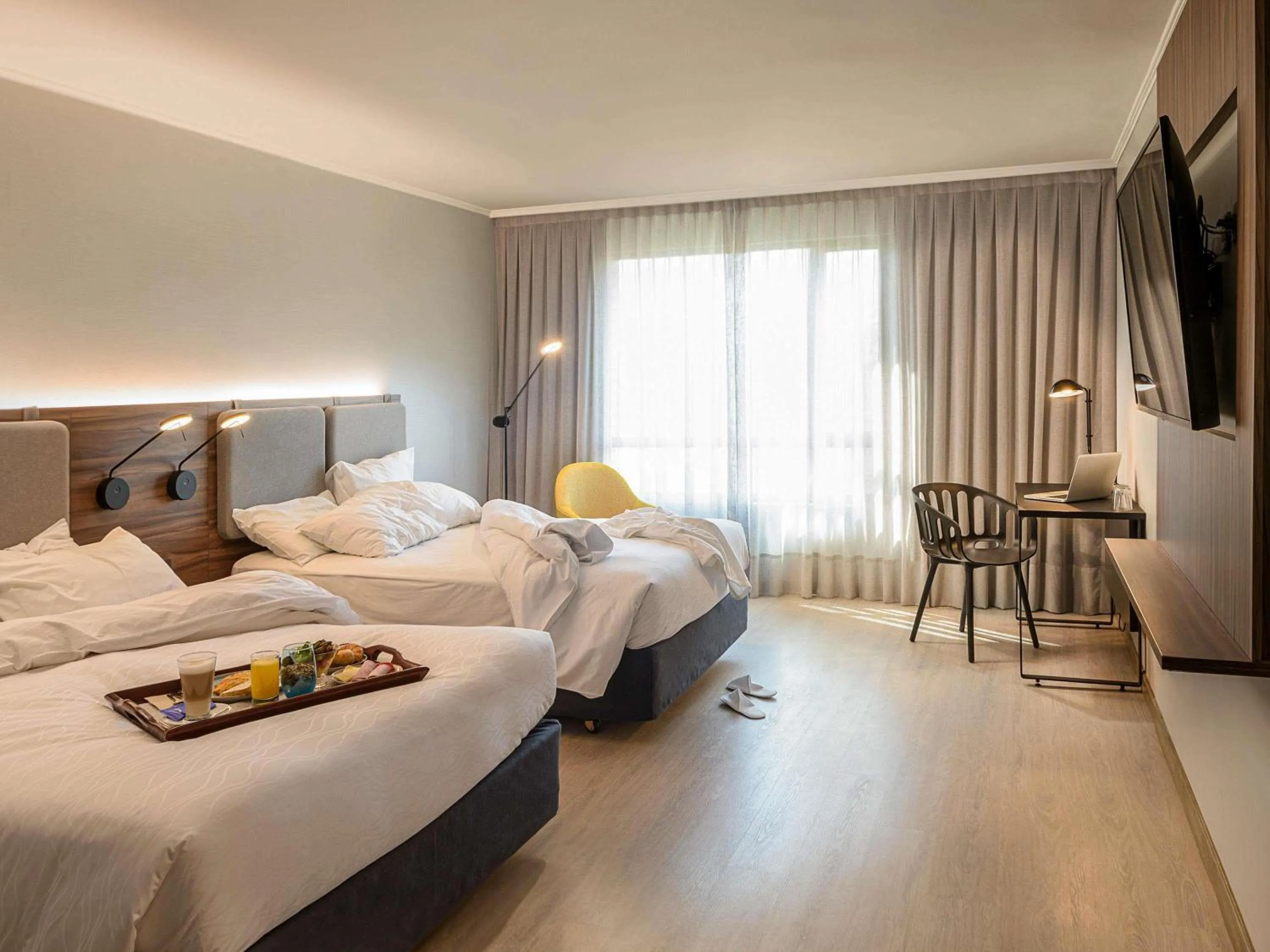 Bedroom, Bed in Novotel Santiago Las Condes