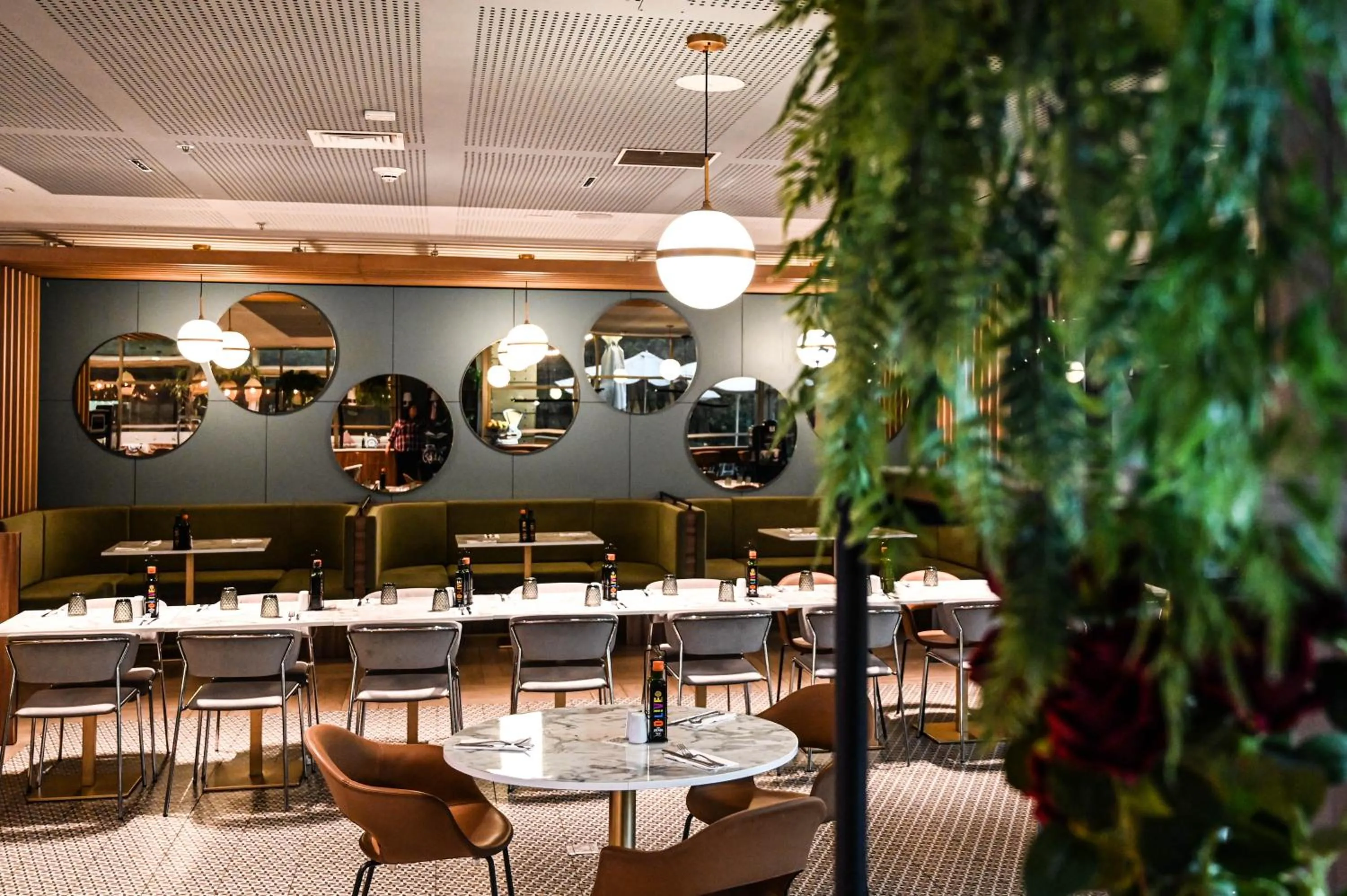 Restaurant/places to eat in Novotel Santiago Las Condes