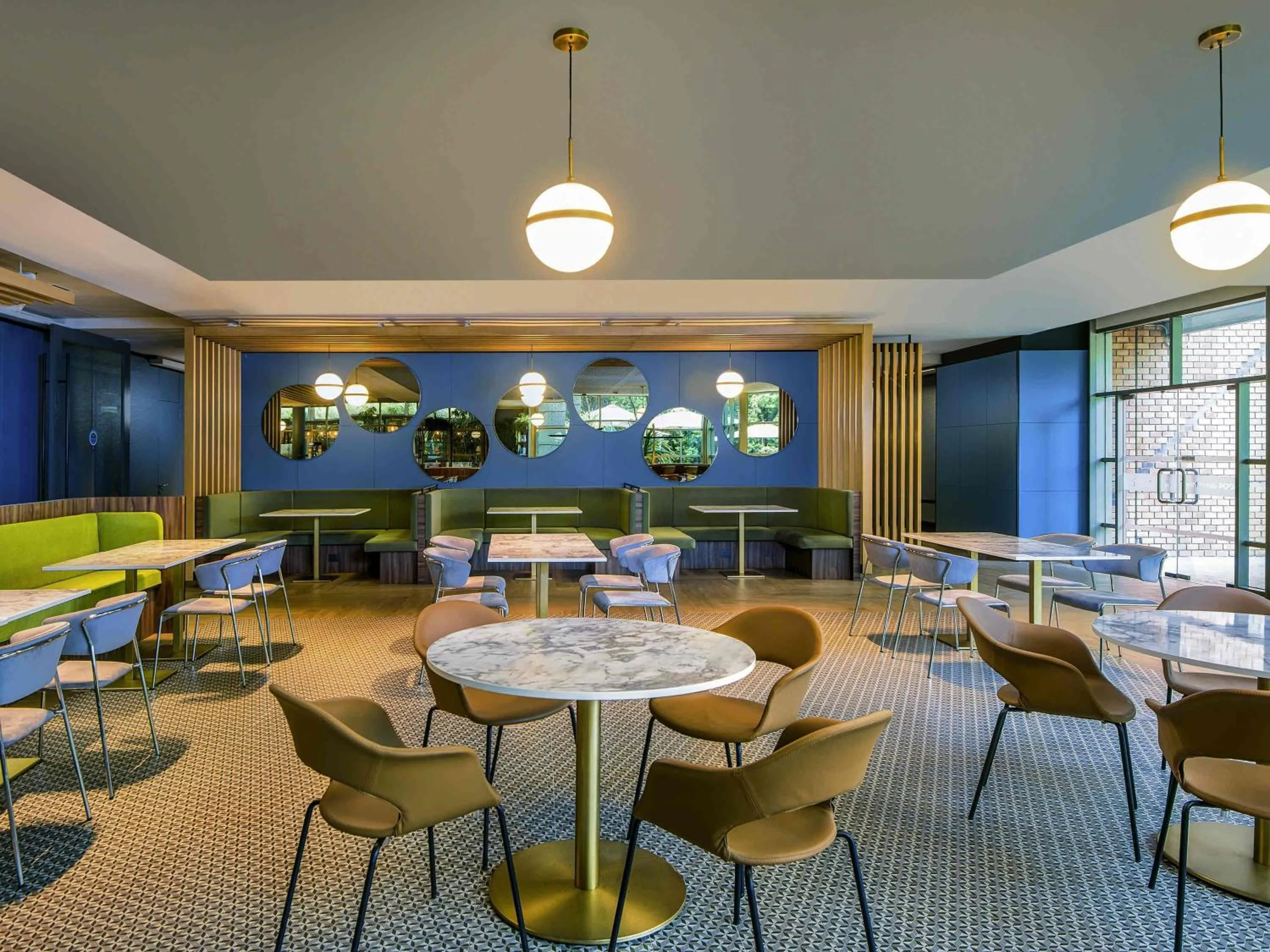 Restaurant/places to eat in Novotel Santiago Las Condes