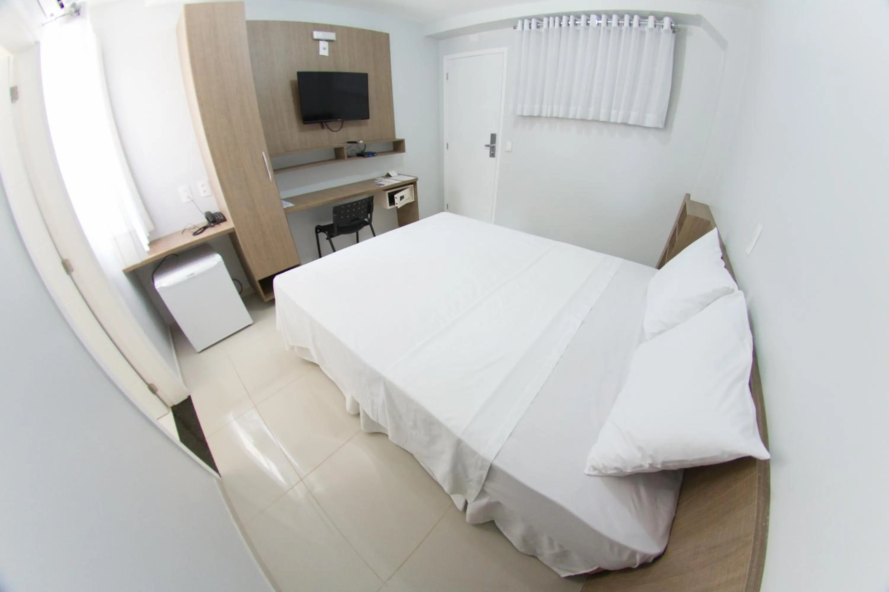 TV and multimedia, Bed in Hotel Ilha Costeira
