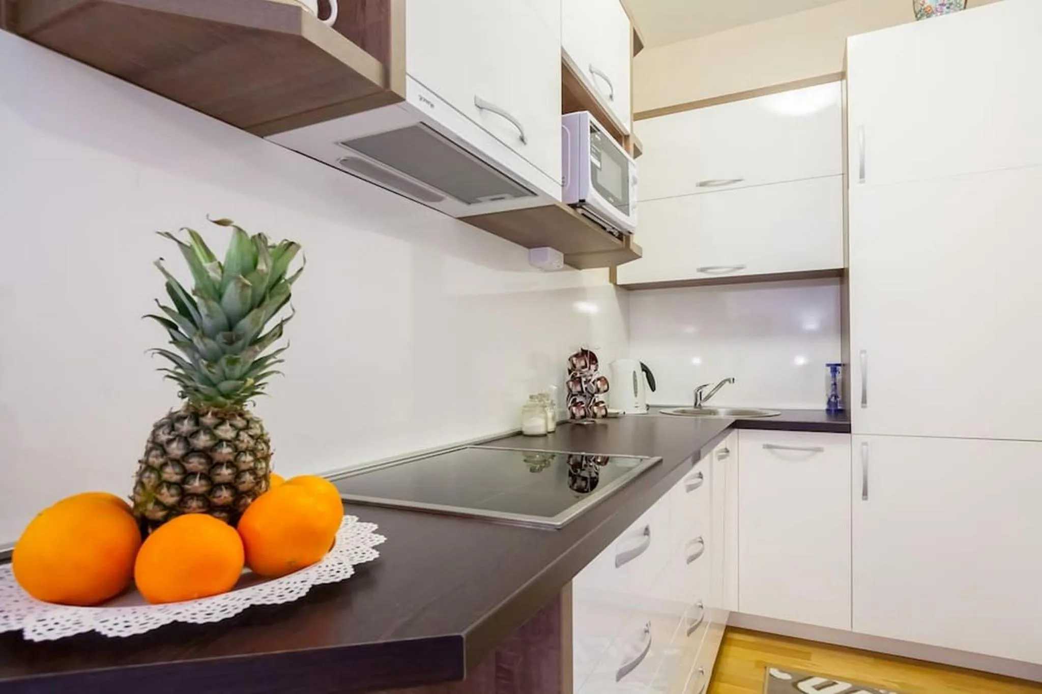Apt "Budva" with Sea View and Garage Parking