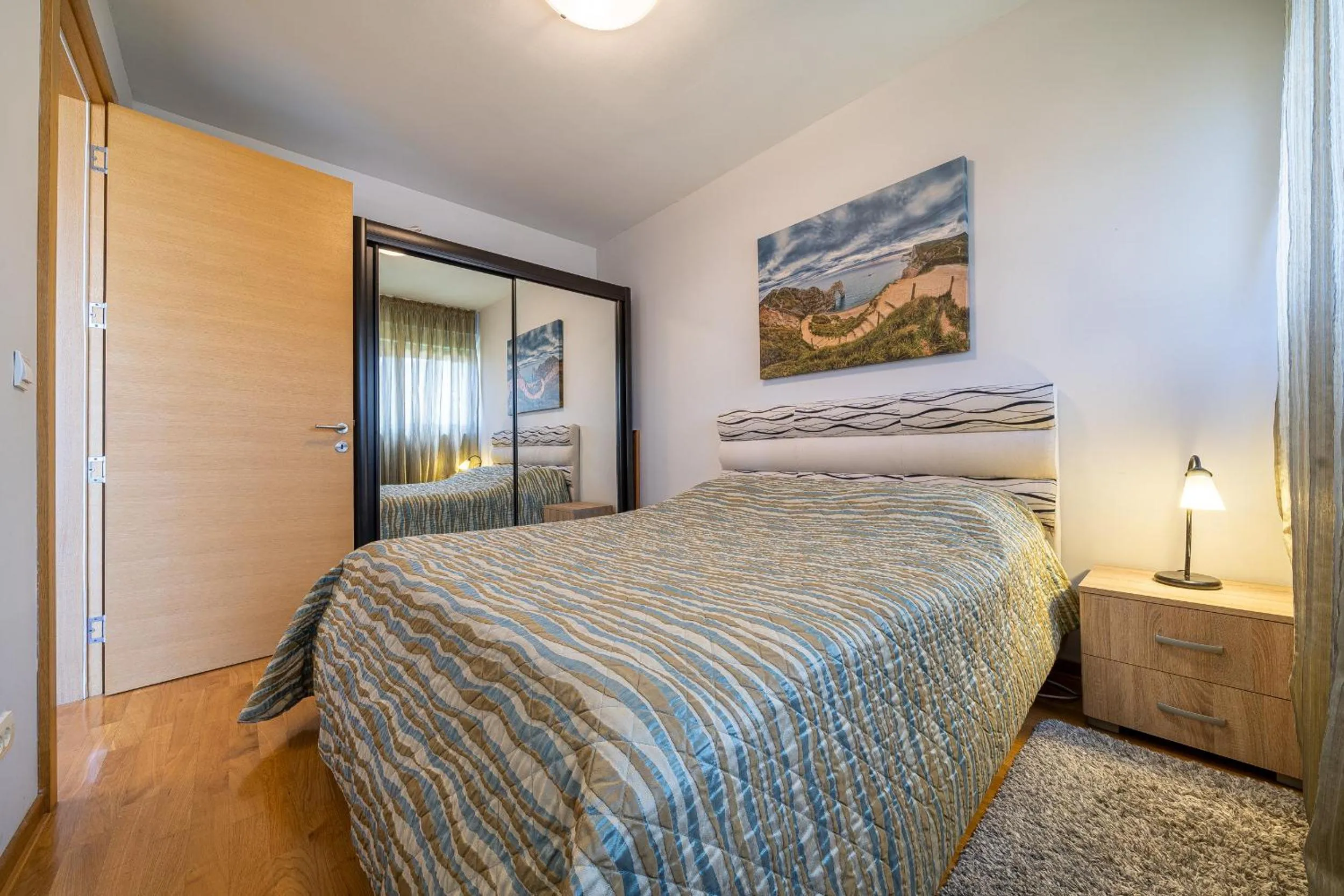Apt "Budva" with Sea View and Garage Parking