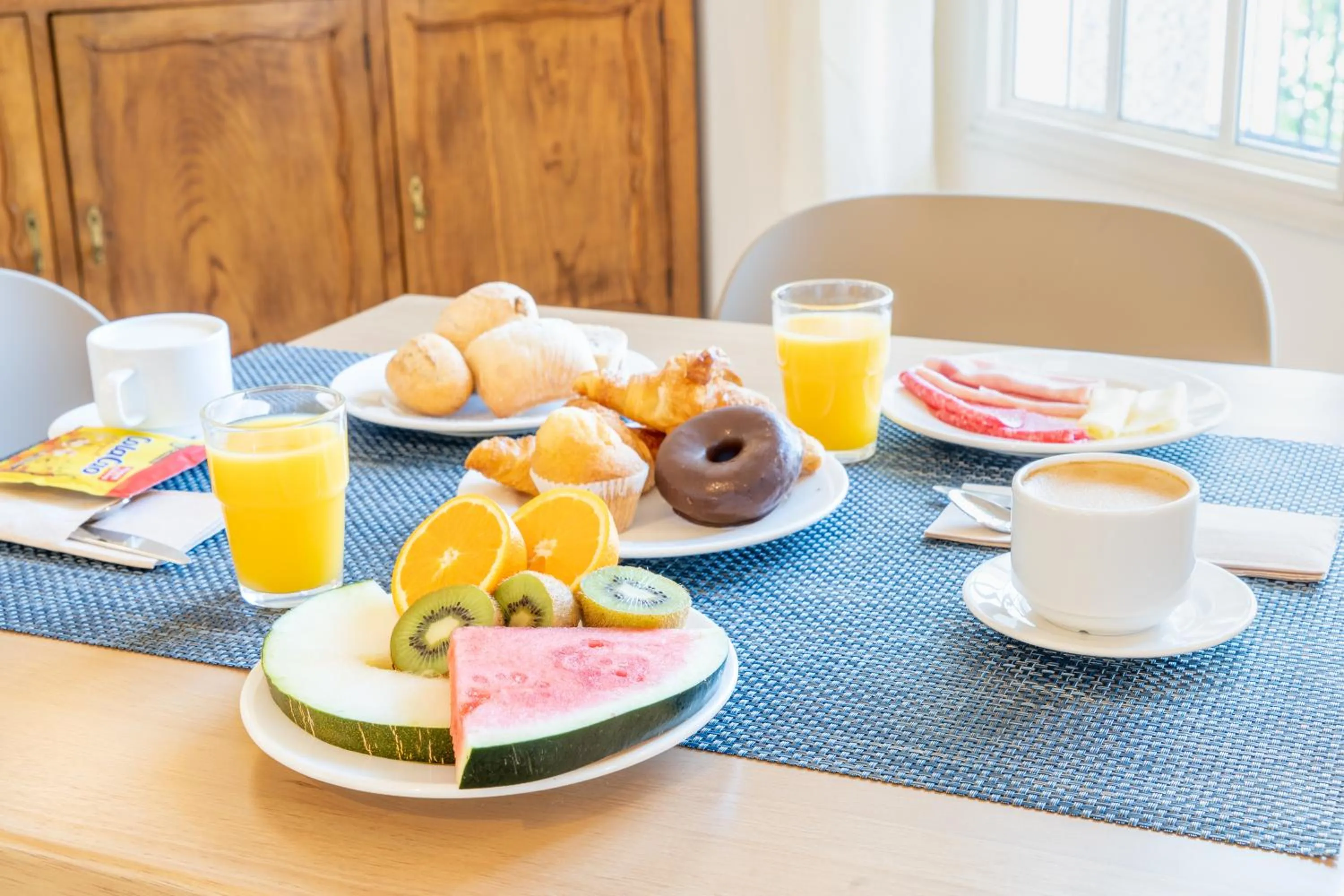 Buffet breakfast in Hotel La Terraza