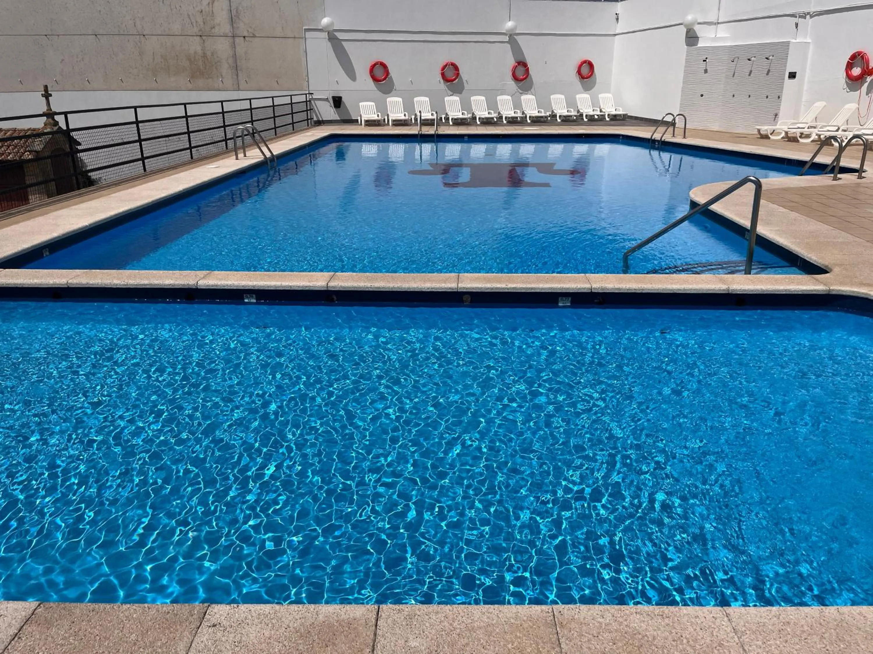 Swimming pool in Hotel La Terraza