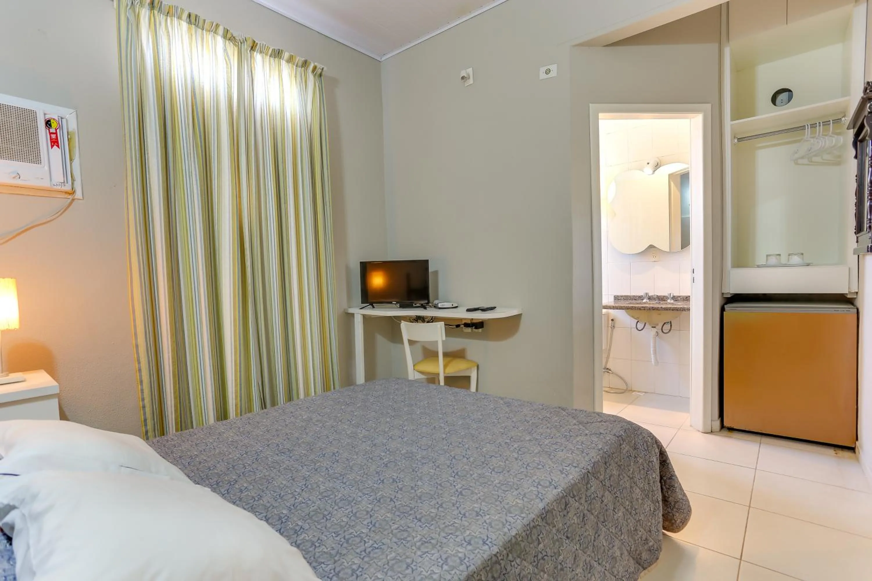 Bed in Canasvieiras Hotel