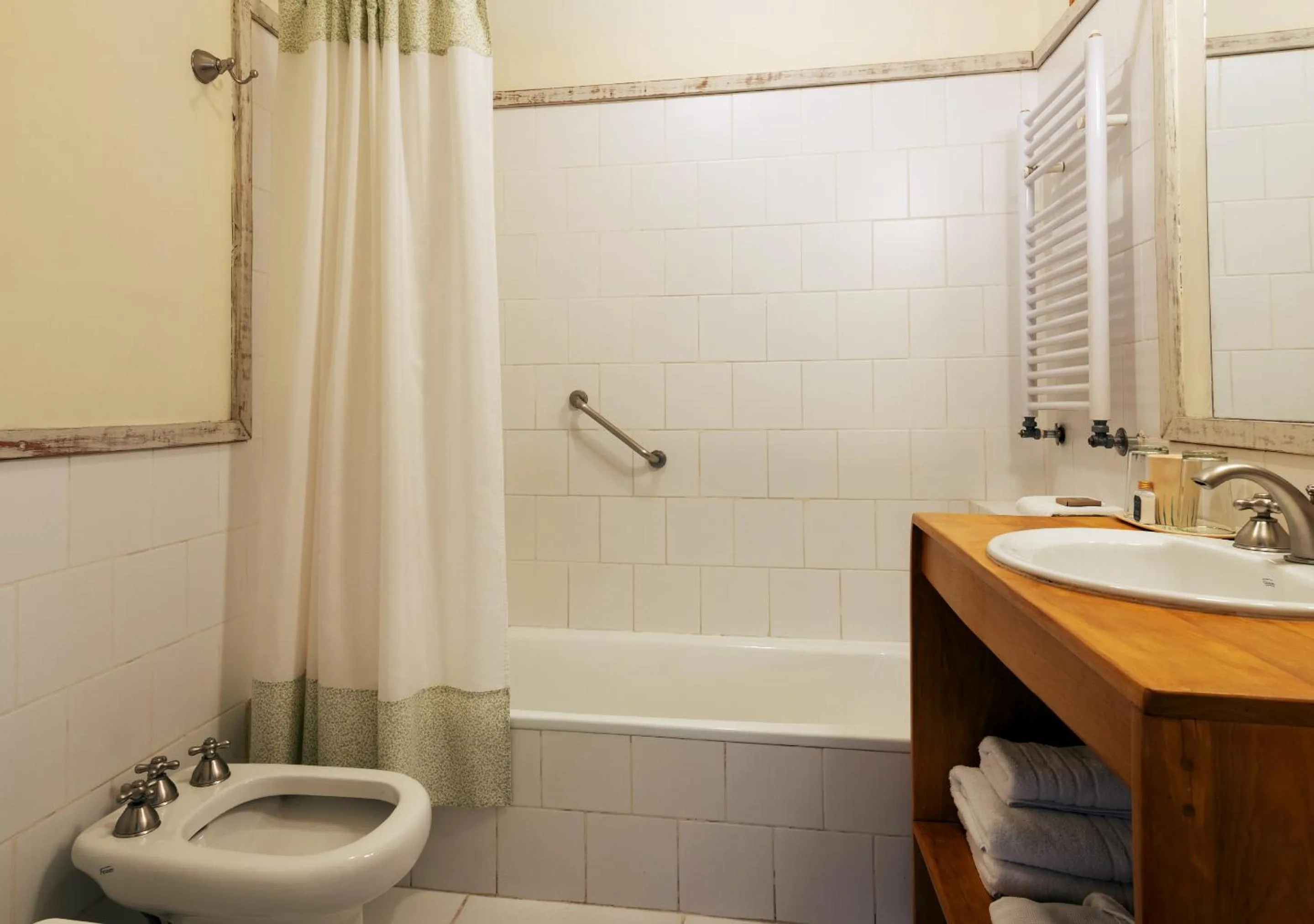 Bathroom in La Escondida Casa De Huespedes & Spa