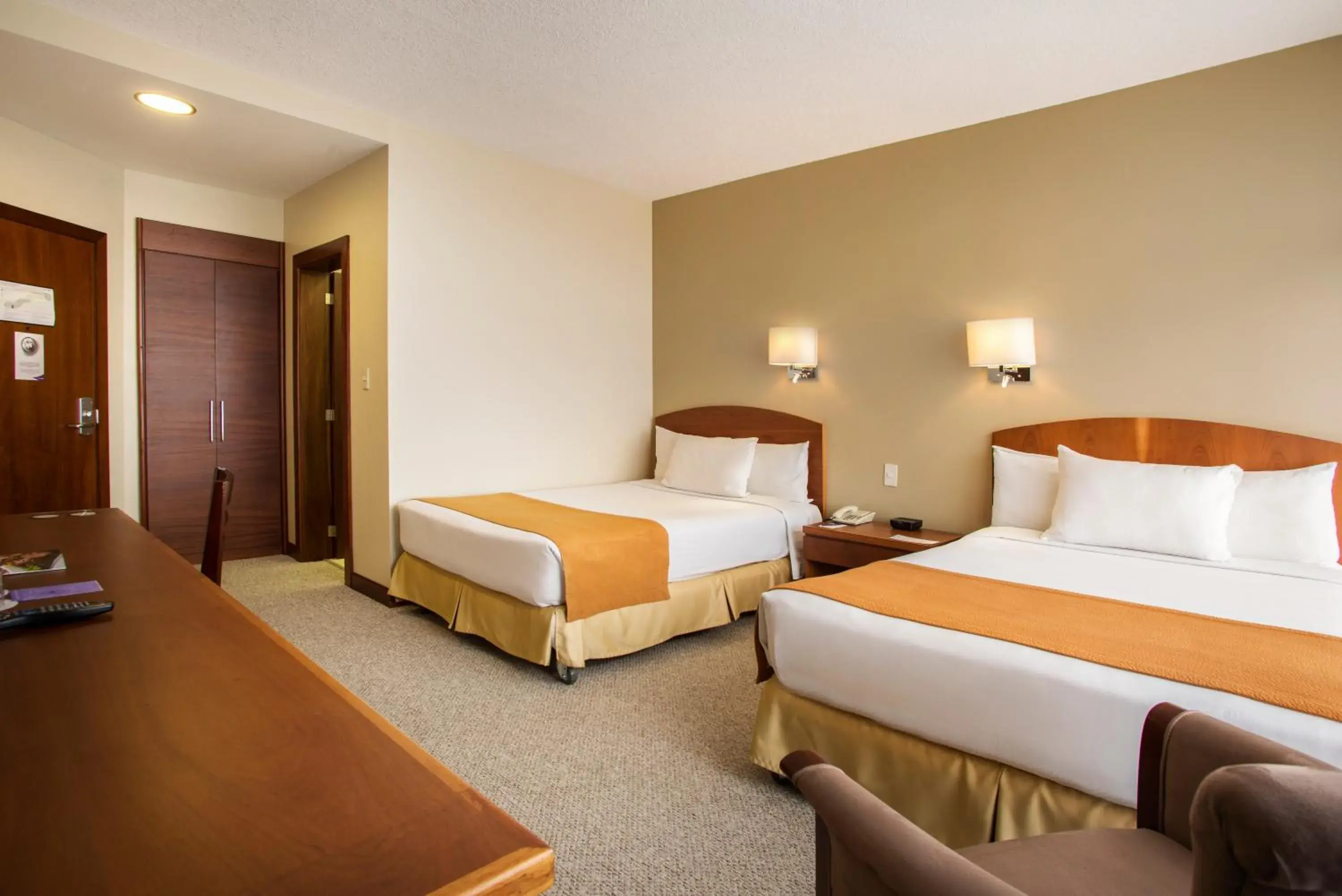 Executive Twin Room in Hotel Quito Executive Twin Room in Hotel Quito