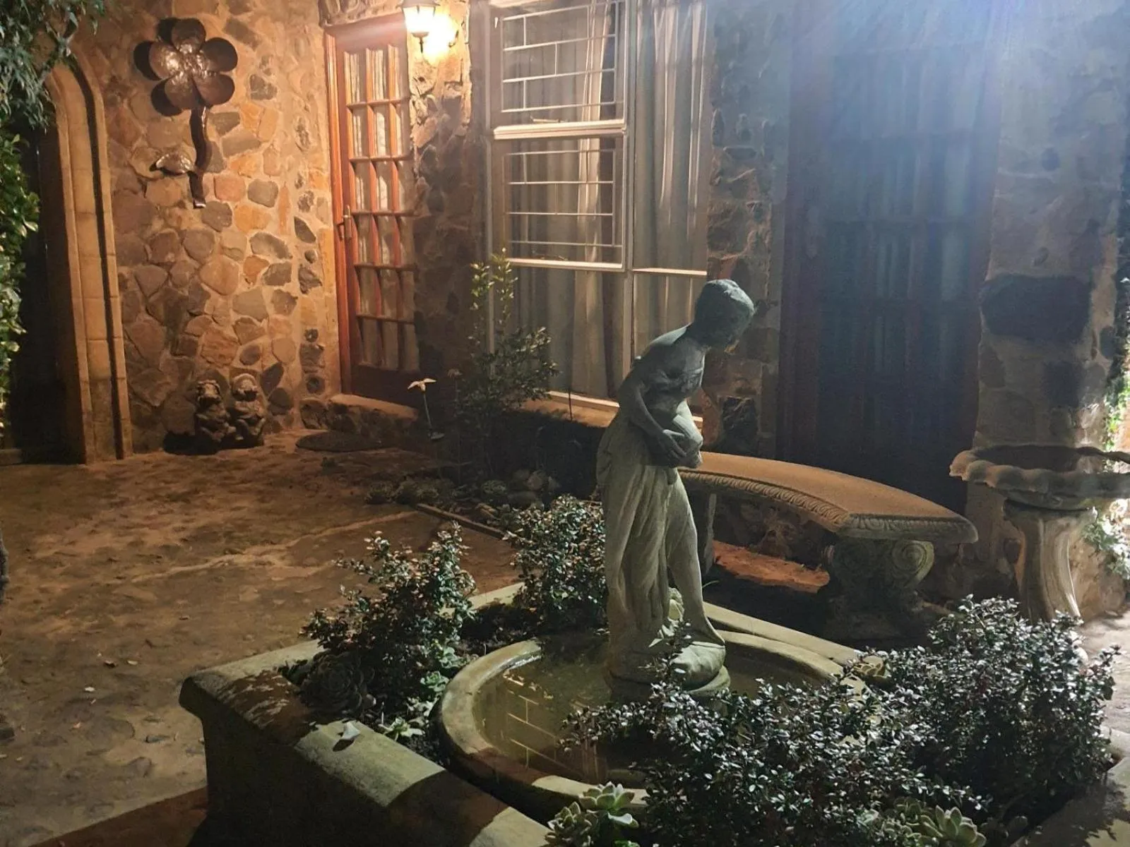 Facade/entrance in Gemsbok Cottage