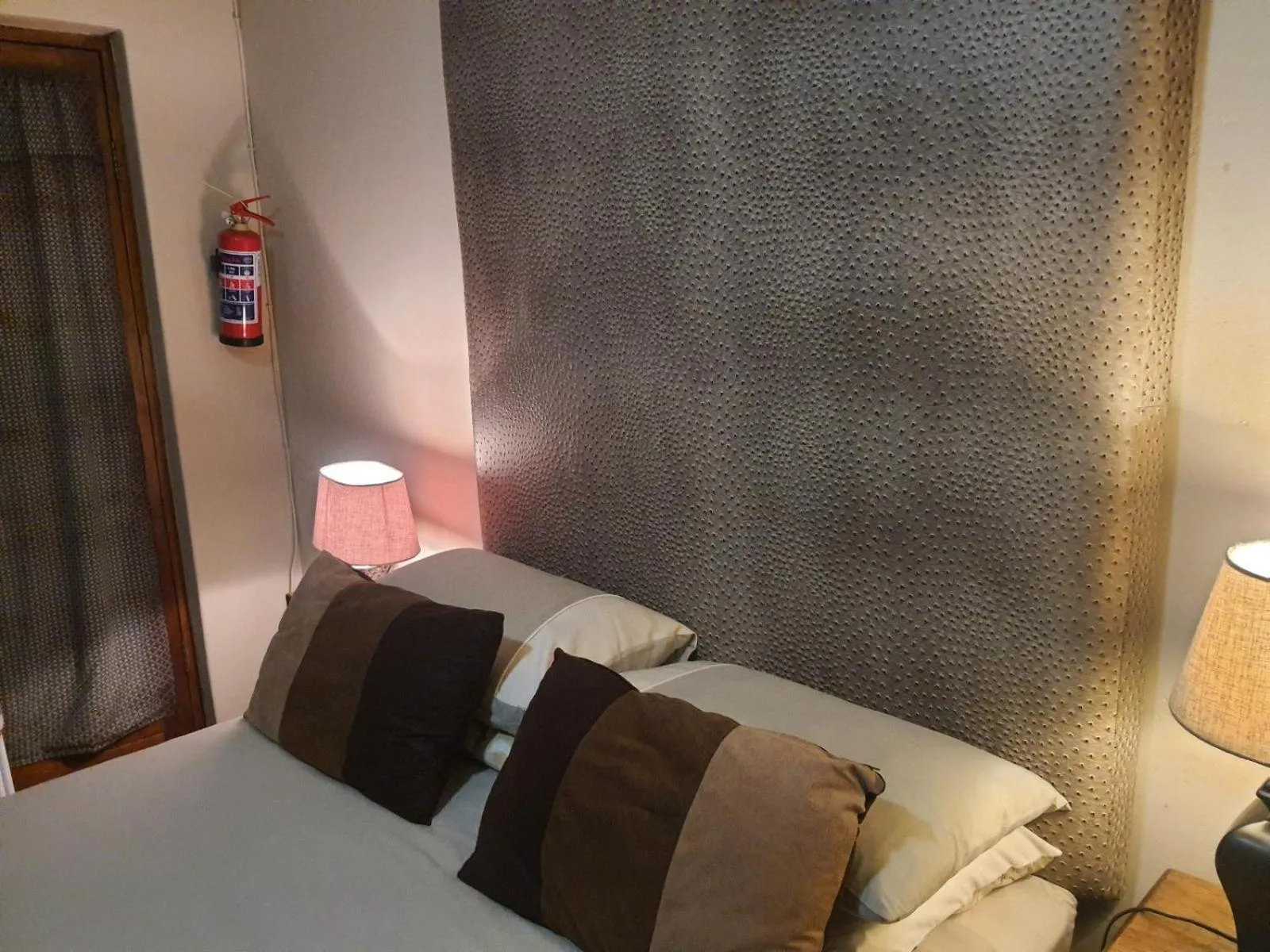 Bed in Gemsbok Cottage