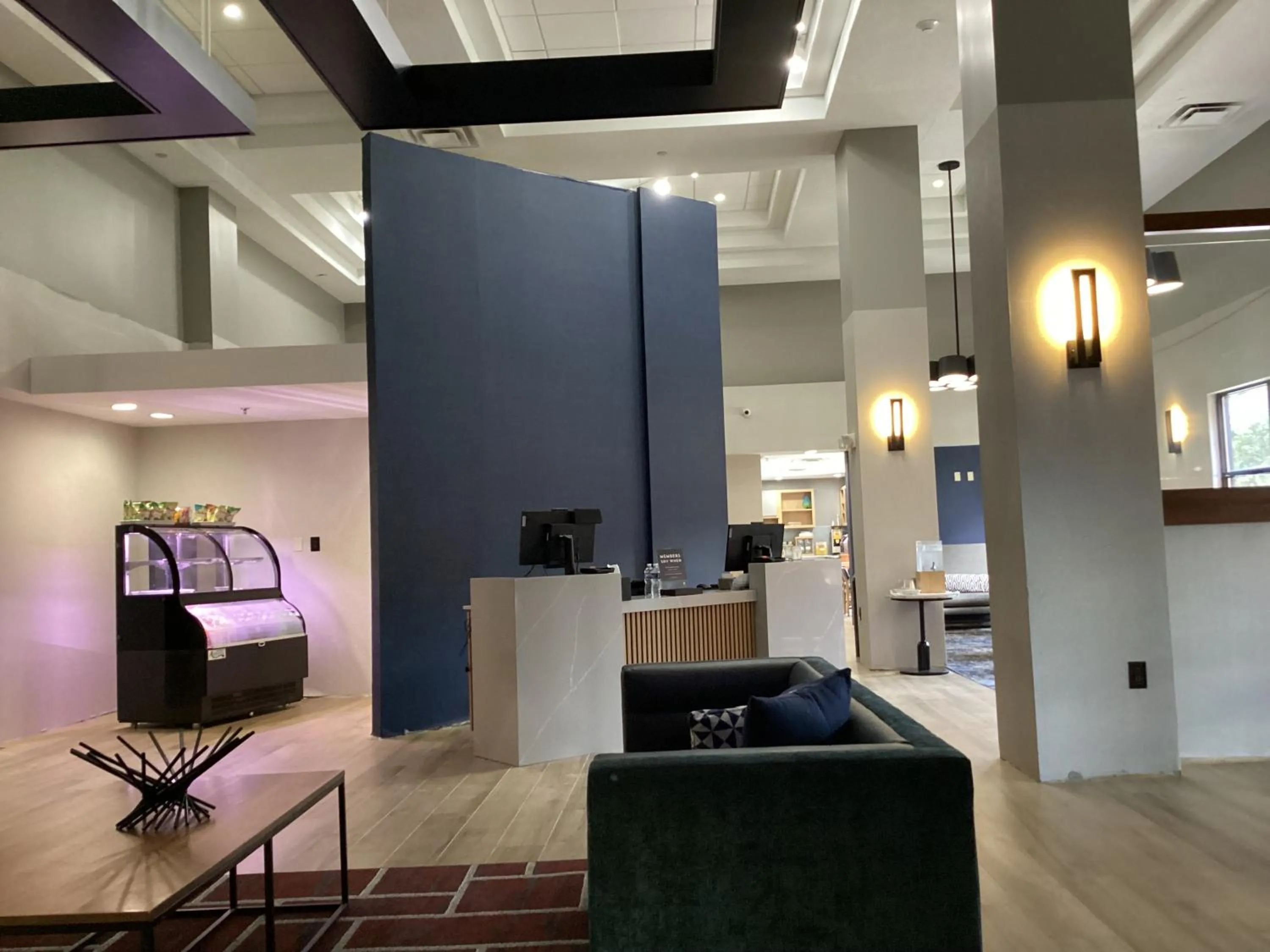 Lobby or reception, Bed in Hyatt Place Atlanta Airport North